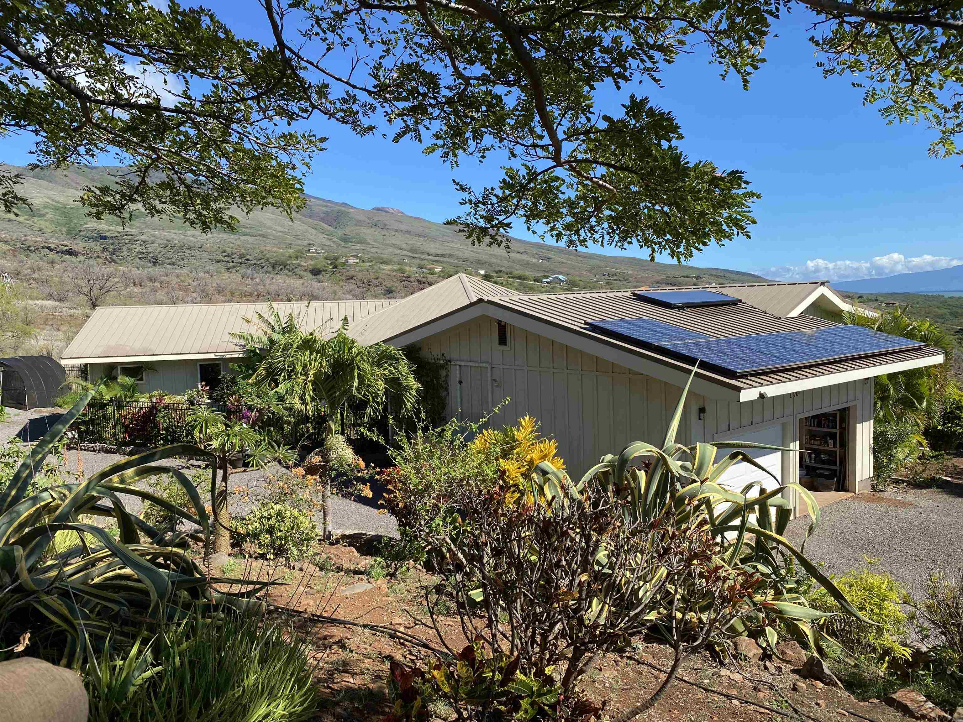 170  Ulua Rd Kawela, Molokai home - photo 28 of 32