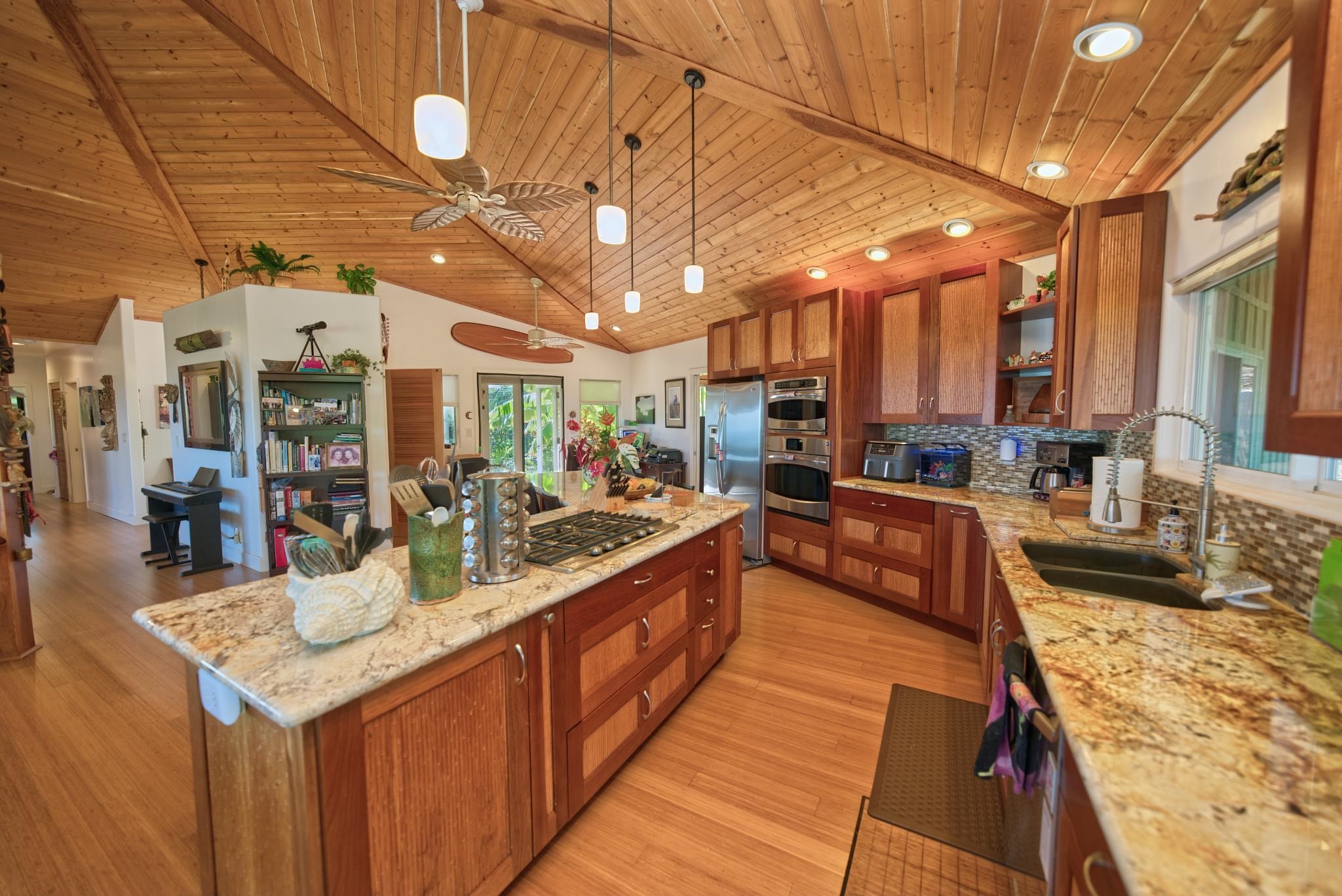 170  Ulua Rd Kawela, Molokai home - photo 10 of 50