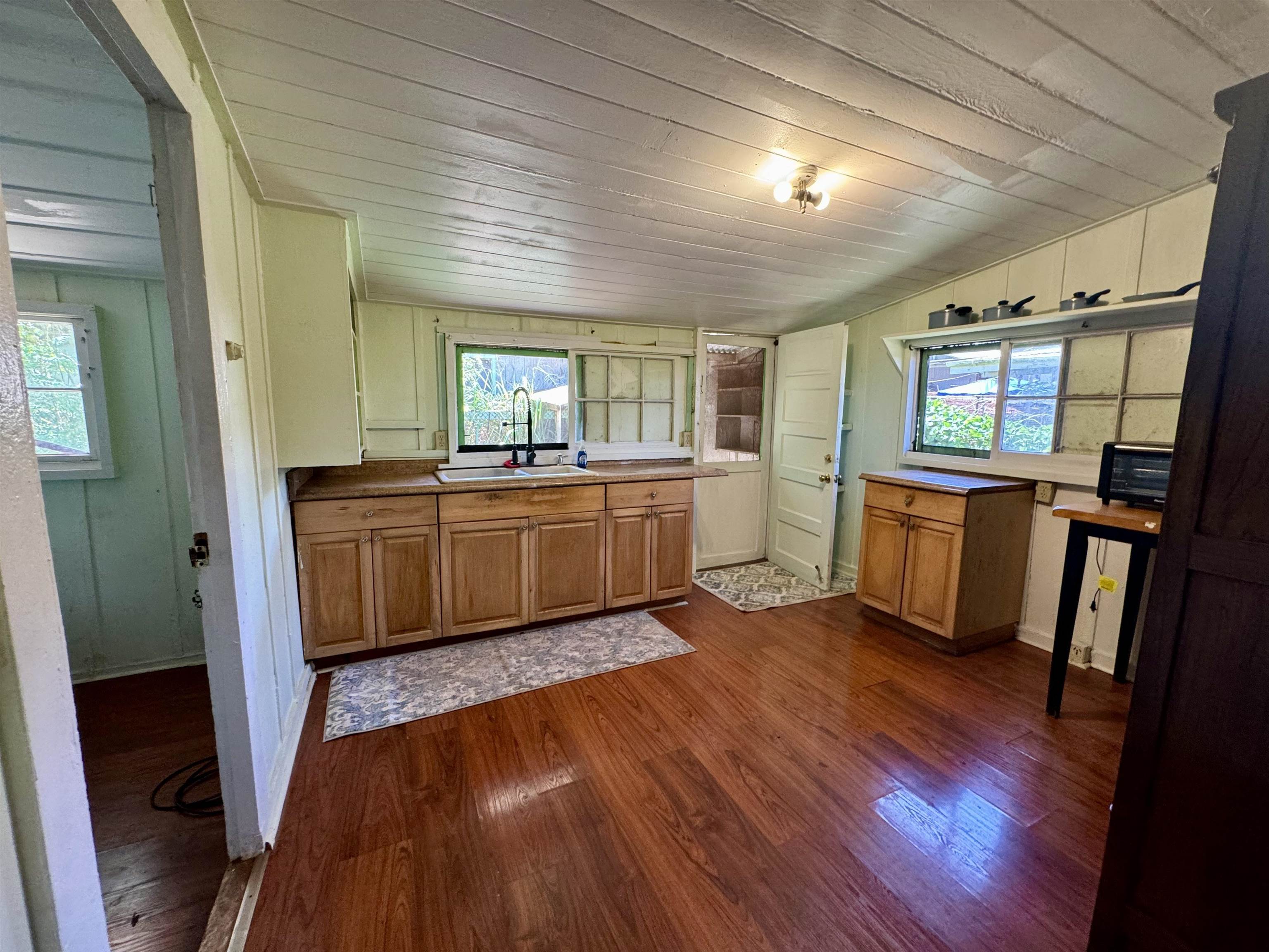 1700  Okana St , Molokai home - photo 16 of 26
