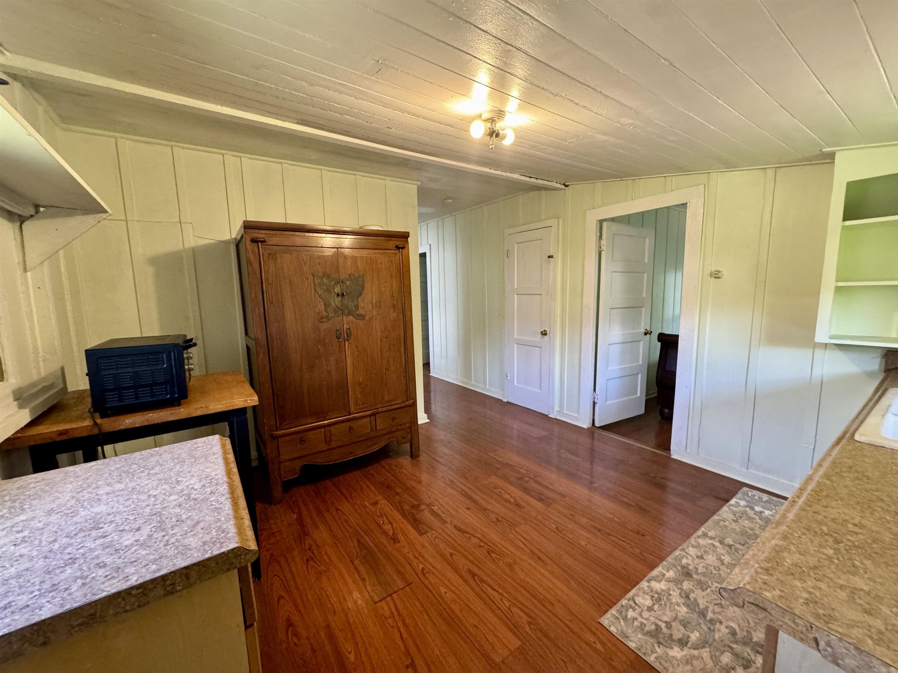 1700  Okana St , Molokai home - photo 17 of 26
