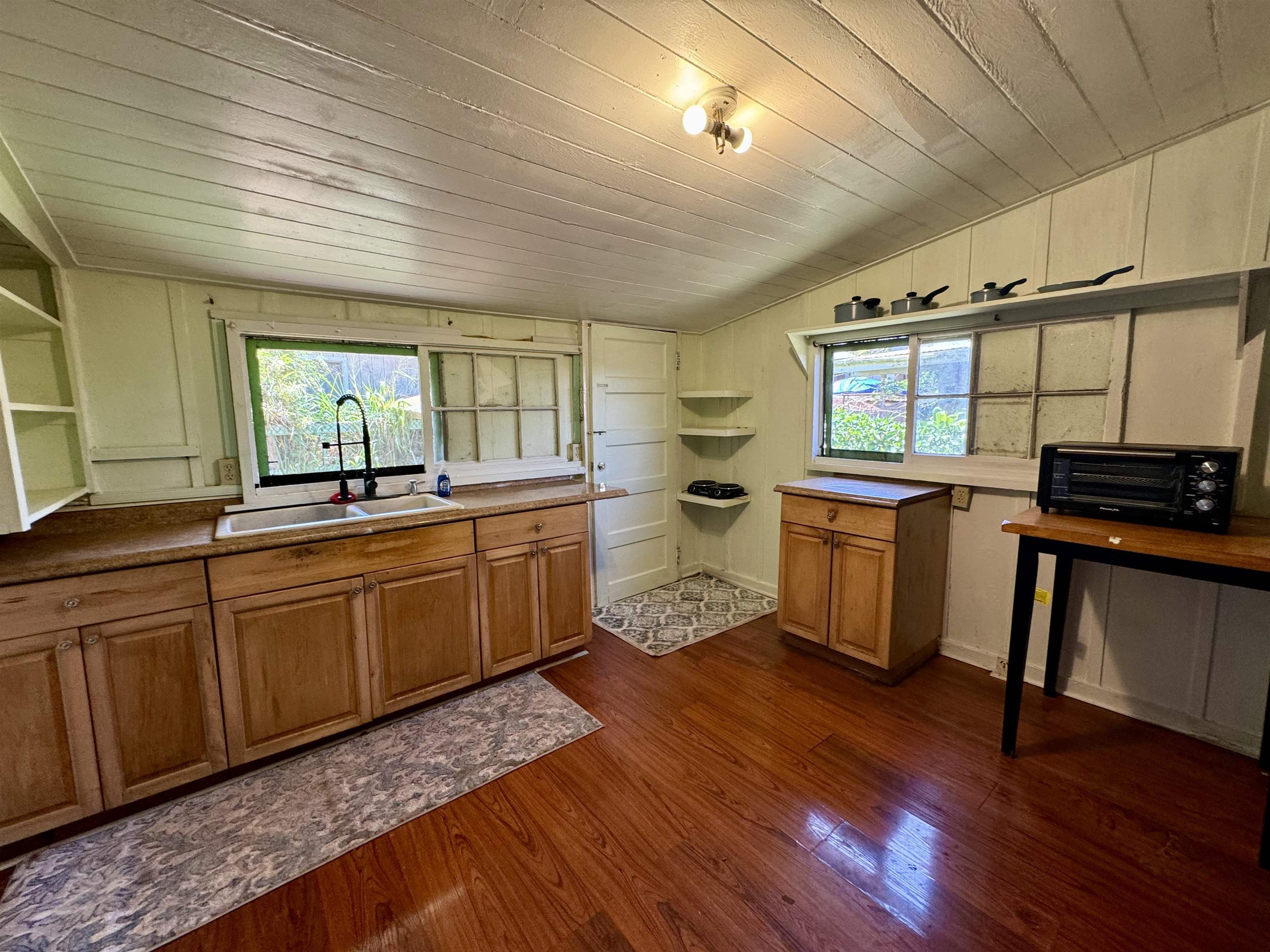 1700  Okana St , Molokai home - photo 19 of 26