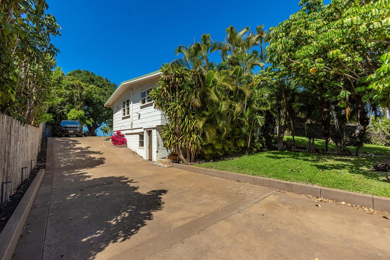 1702  Halama St Halama Street, Kihei home - photo 45 of 50