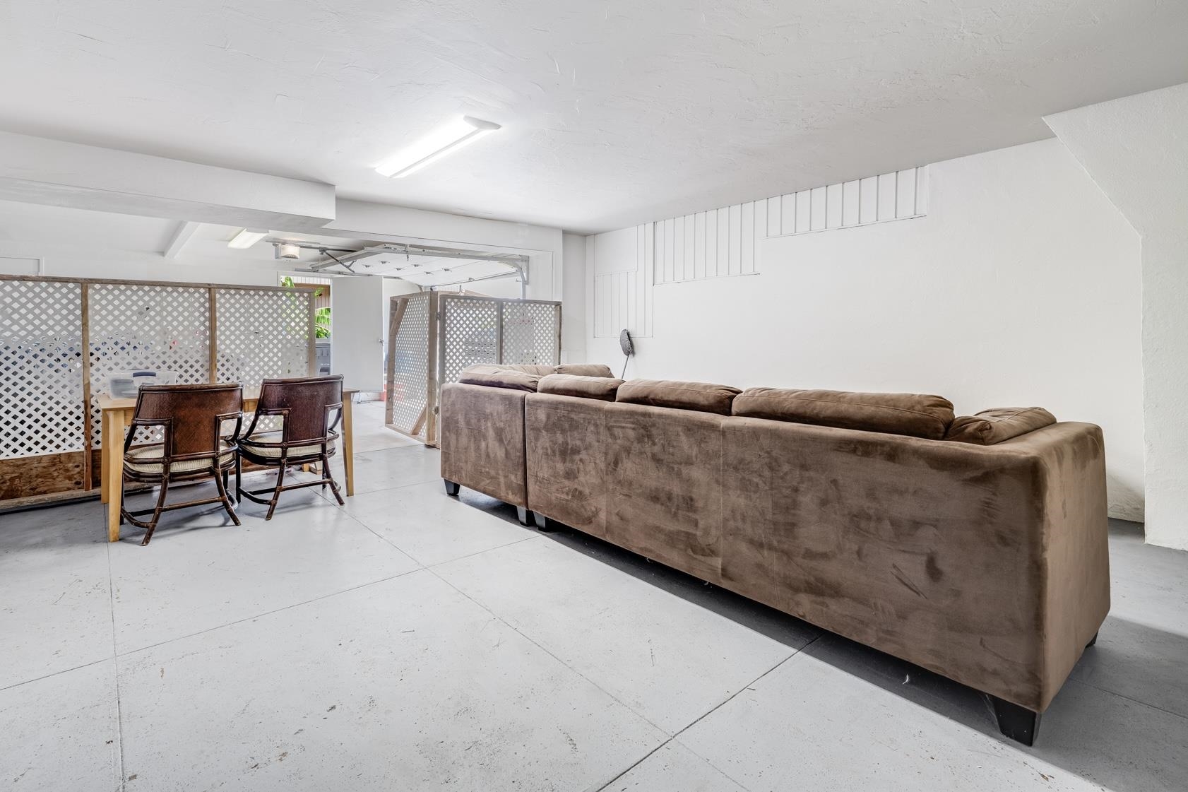 171  Halenani Dr , Wailuku home - photo 26 of 50