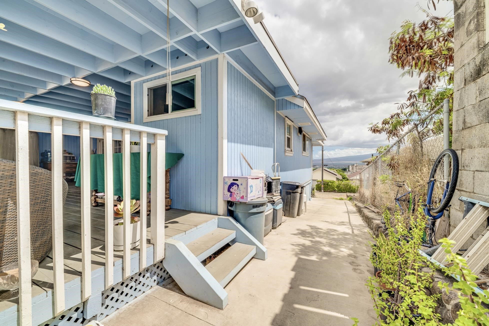 171  Halenani Dr , Wailuku home - photo 39 of 49