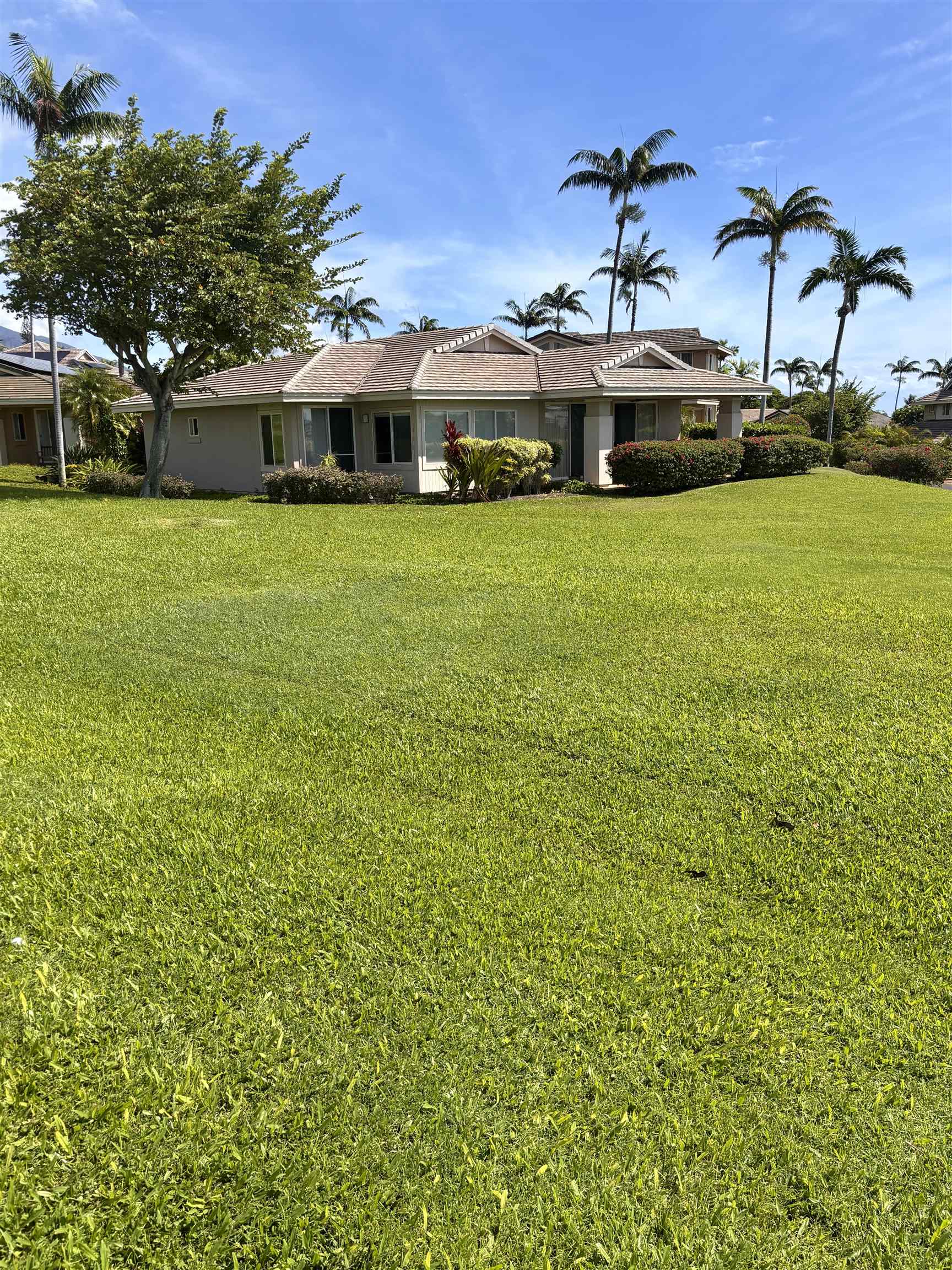 Vintage at Kaanapali condo # 71, Lahaina, Hawaii - photo 2 of 4