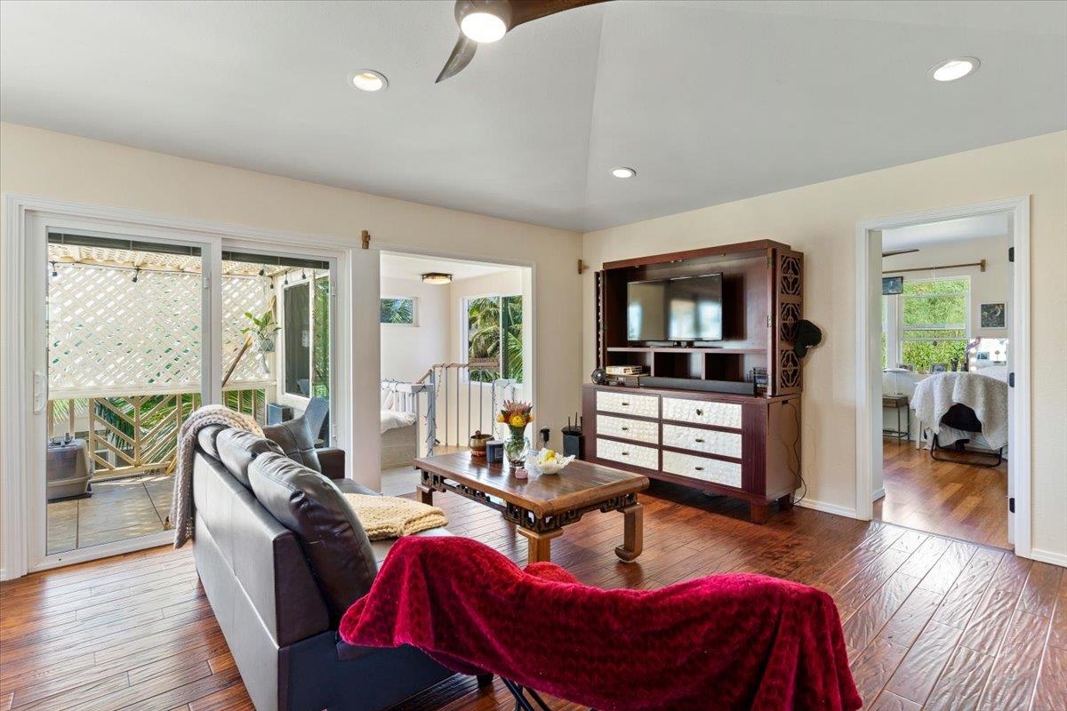 171  Lower Waiehu Beach Rd , Wailuku home - photo 25 of 47