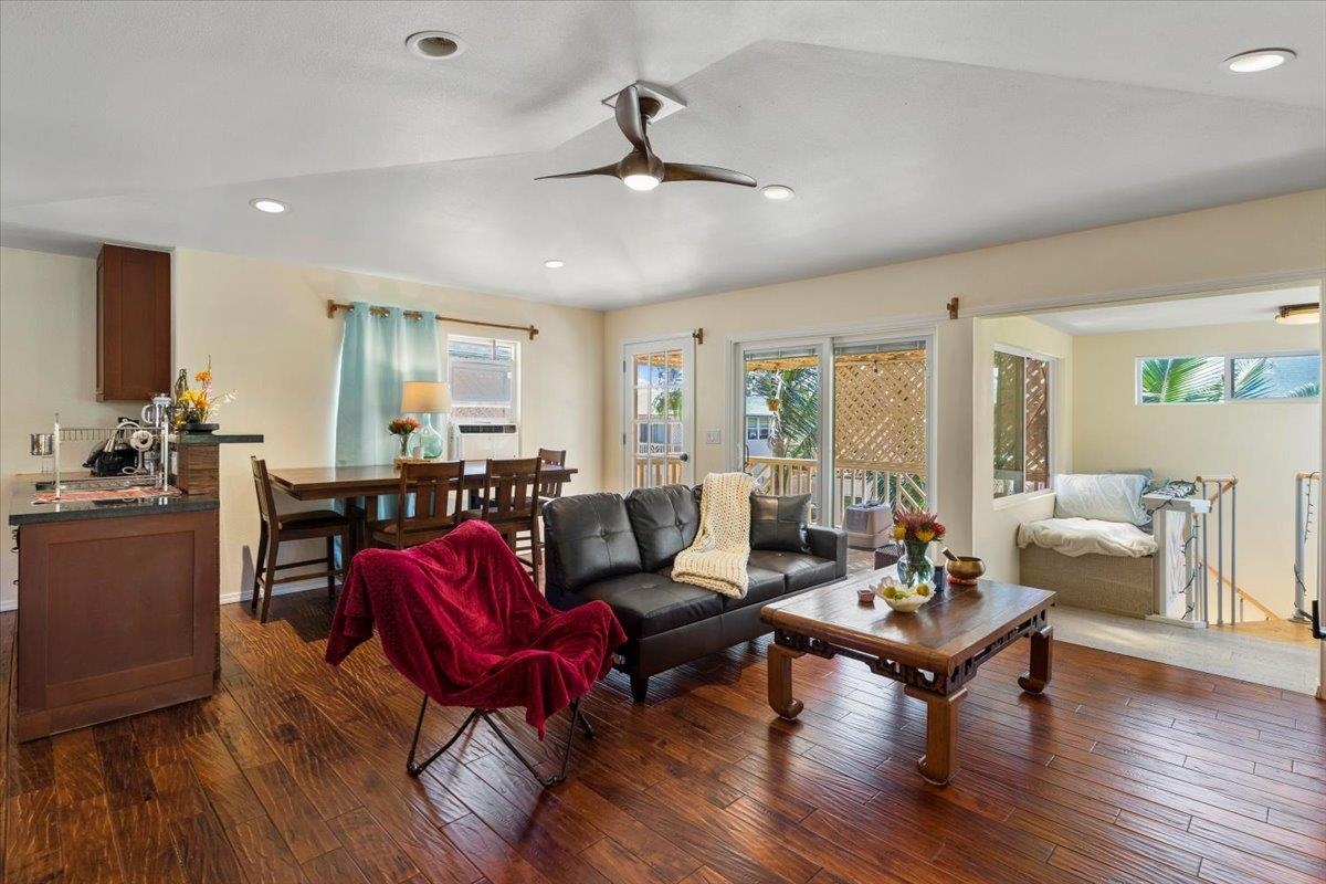 171  Lower Waiehu Beach Rd , Wailuku home - photo 27 of 47