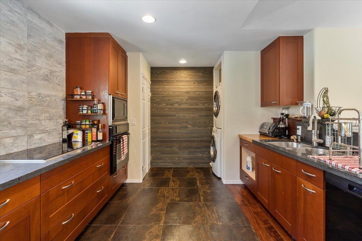 171  Lower Waiehu Beach Rd , Wailuku home - photo 29 of 47