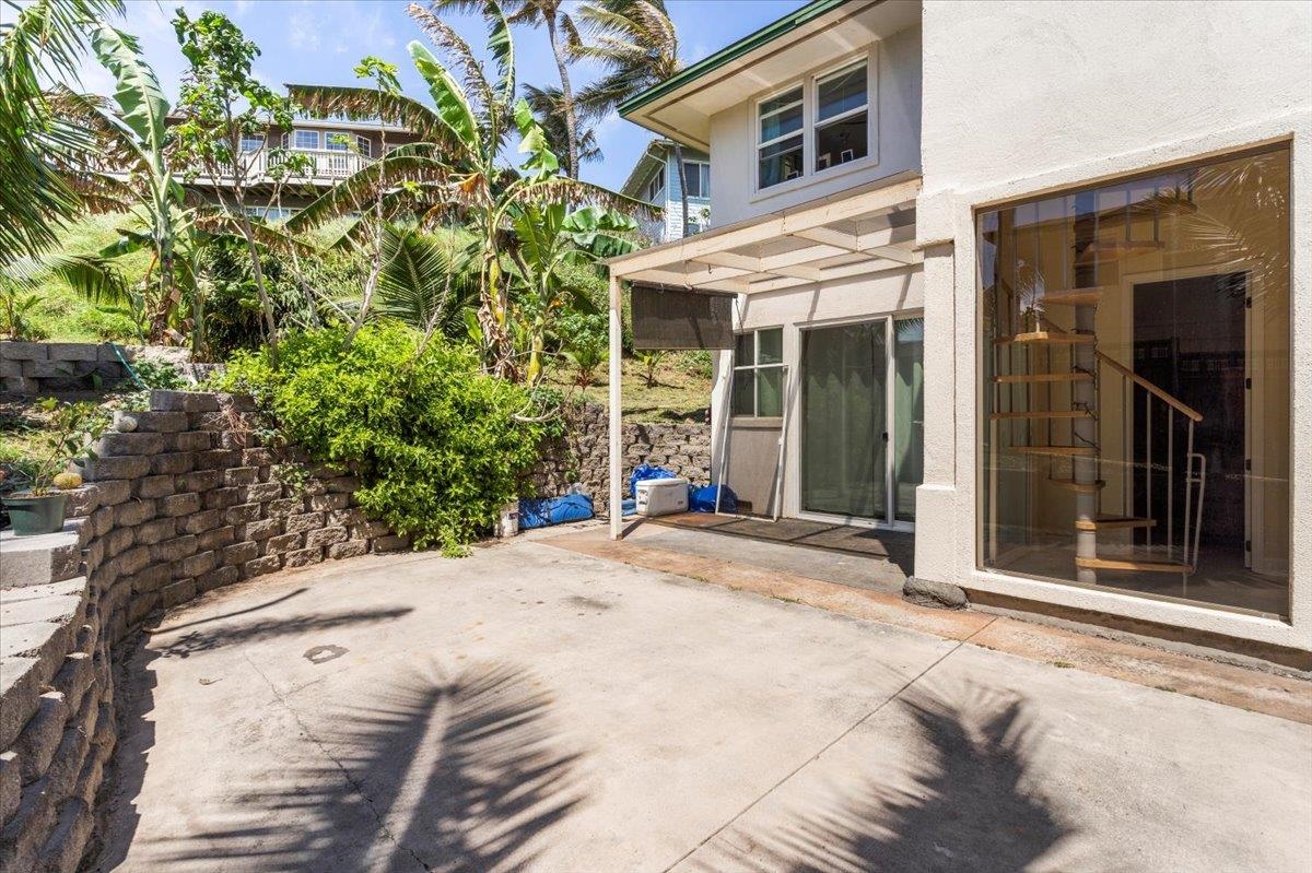 171  Lower Waiehu Beach Rd , Wailuku home - photo 35 of 47