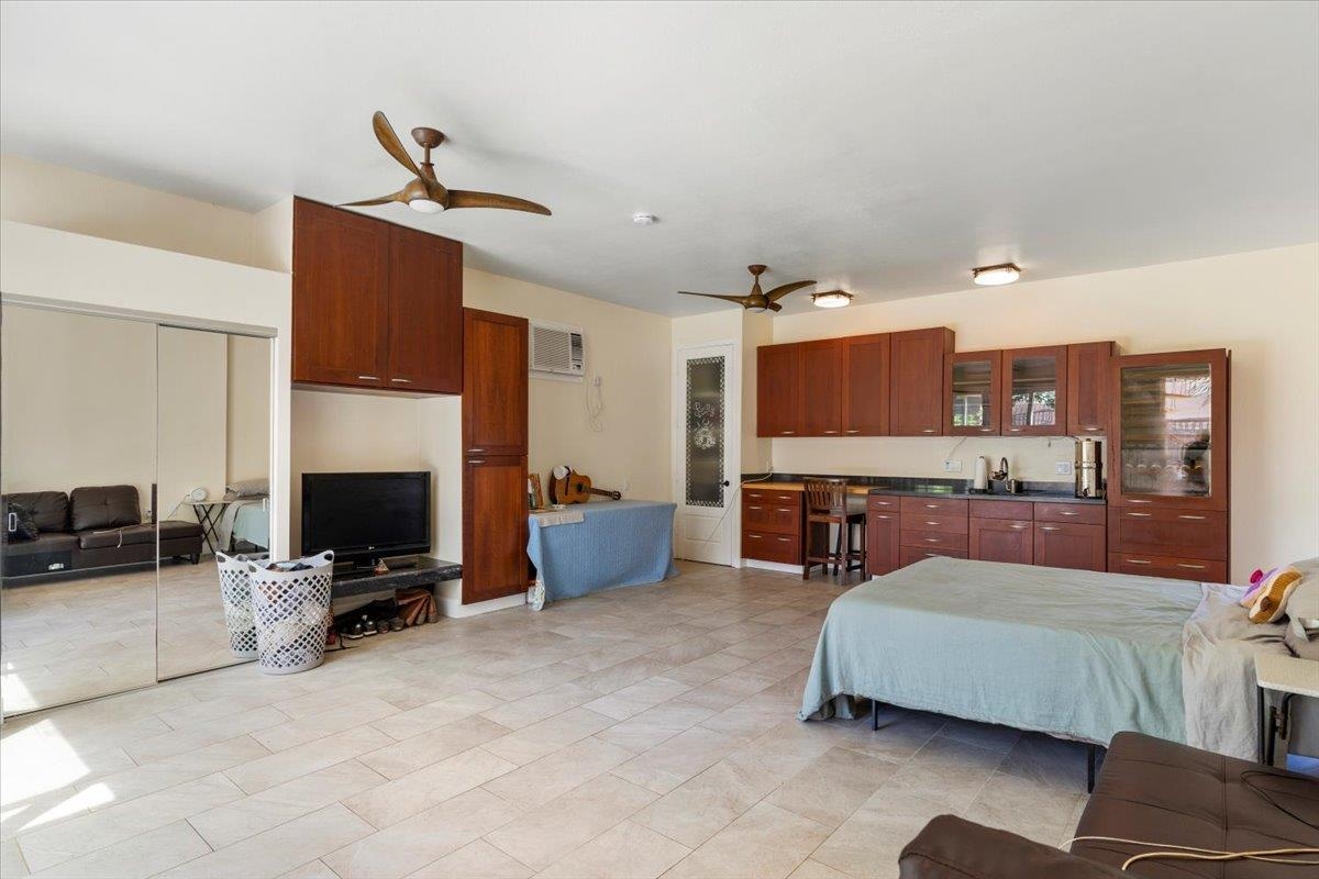 171  Lower Waiehu Beach Rd , Wailuku home - photo 36 of 47