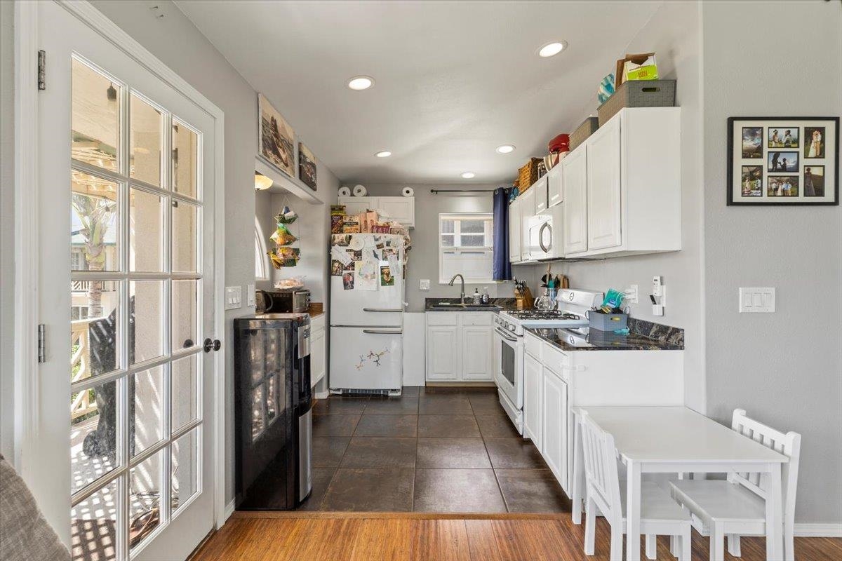 171  Lower Waiehu Beach Rd , Wailuku home - photo 42 of 47