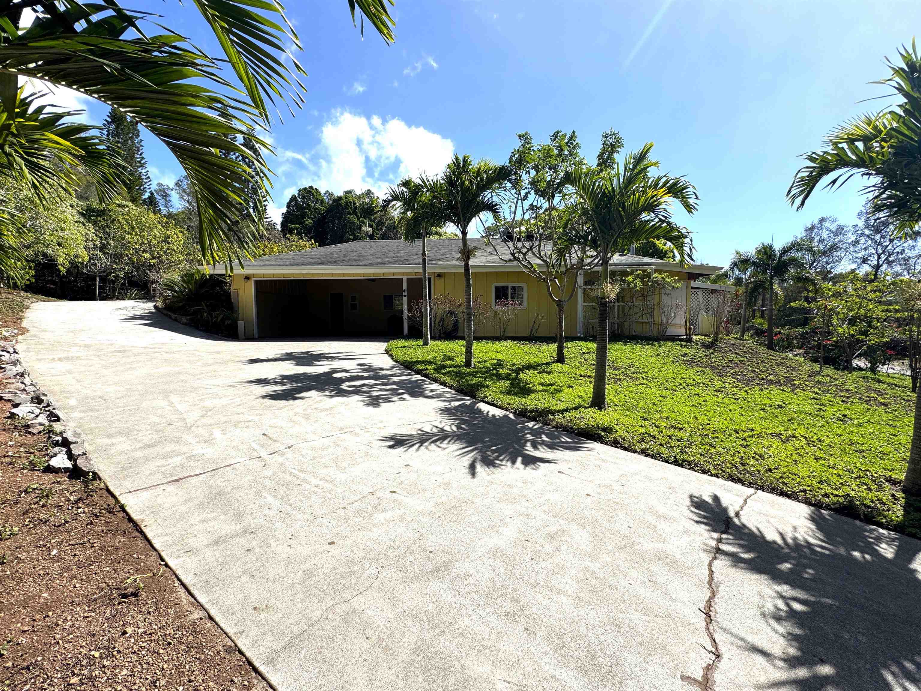 1711  Kalae Hwy Kalae, Molokai home - photo 2 of 34