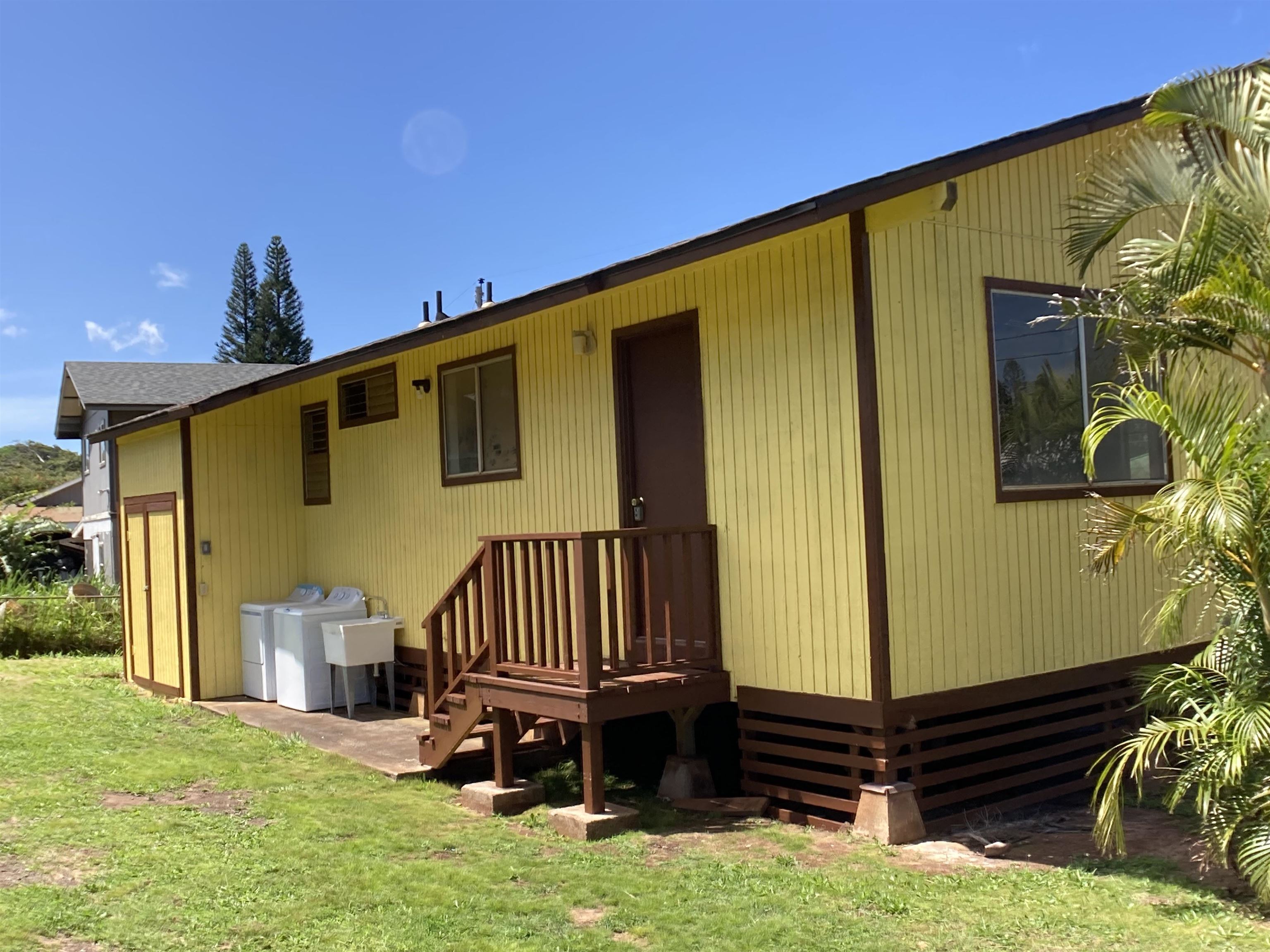 1726  Okana St , Molokai home - photo 20 of 21