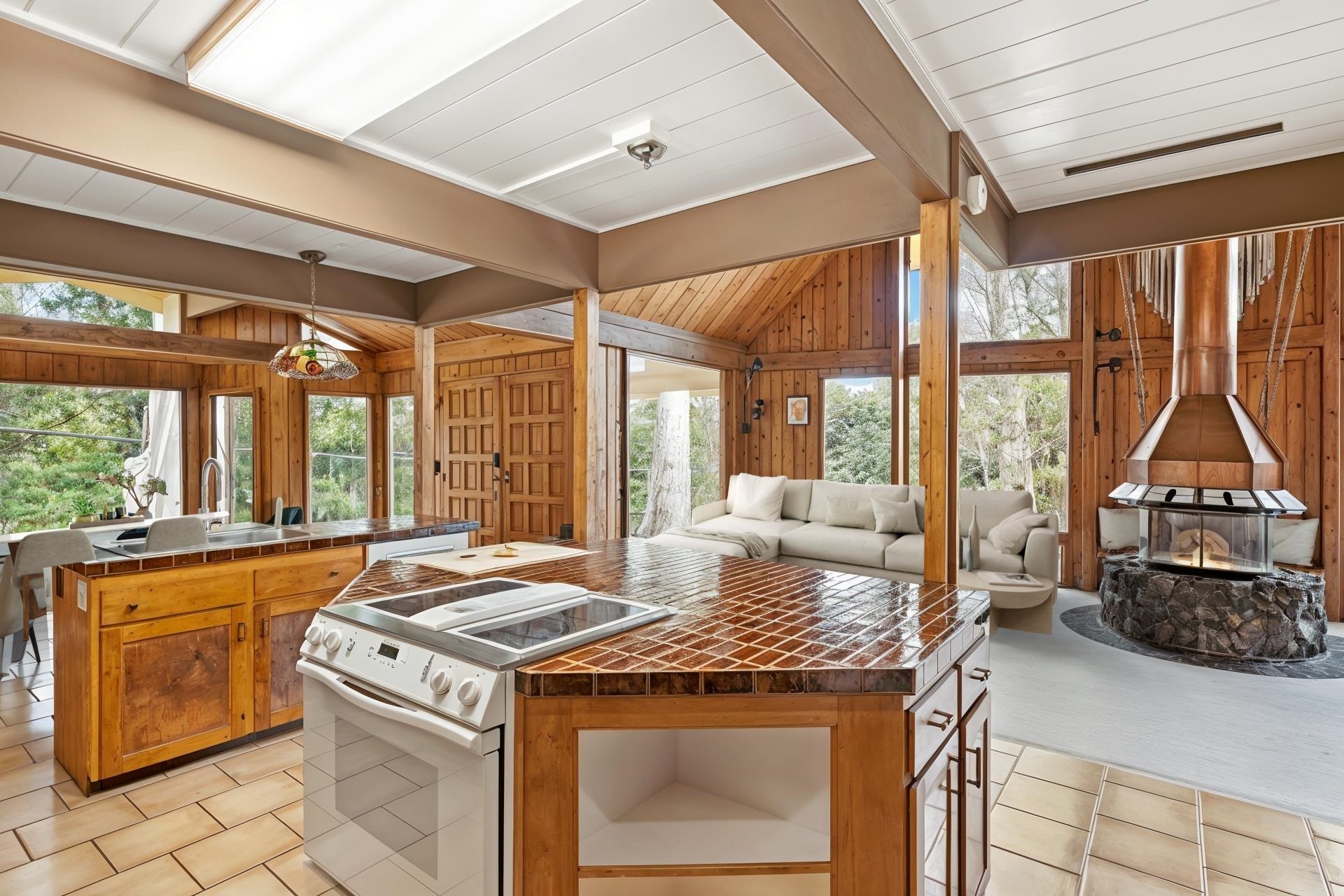 1733  Piiholo Rd , Makawao/Olinda/Haliimaile home - photo 11 of 23