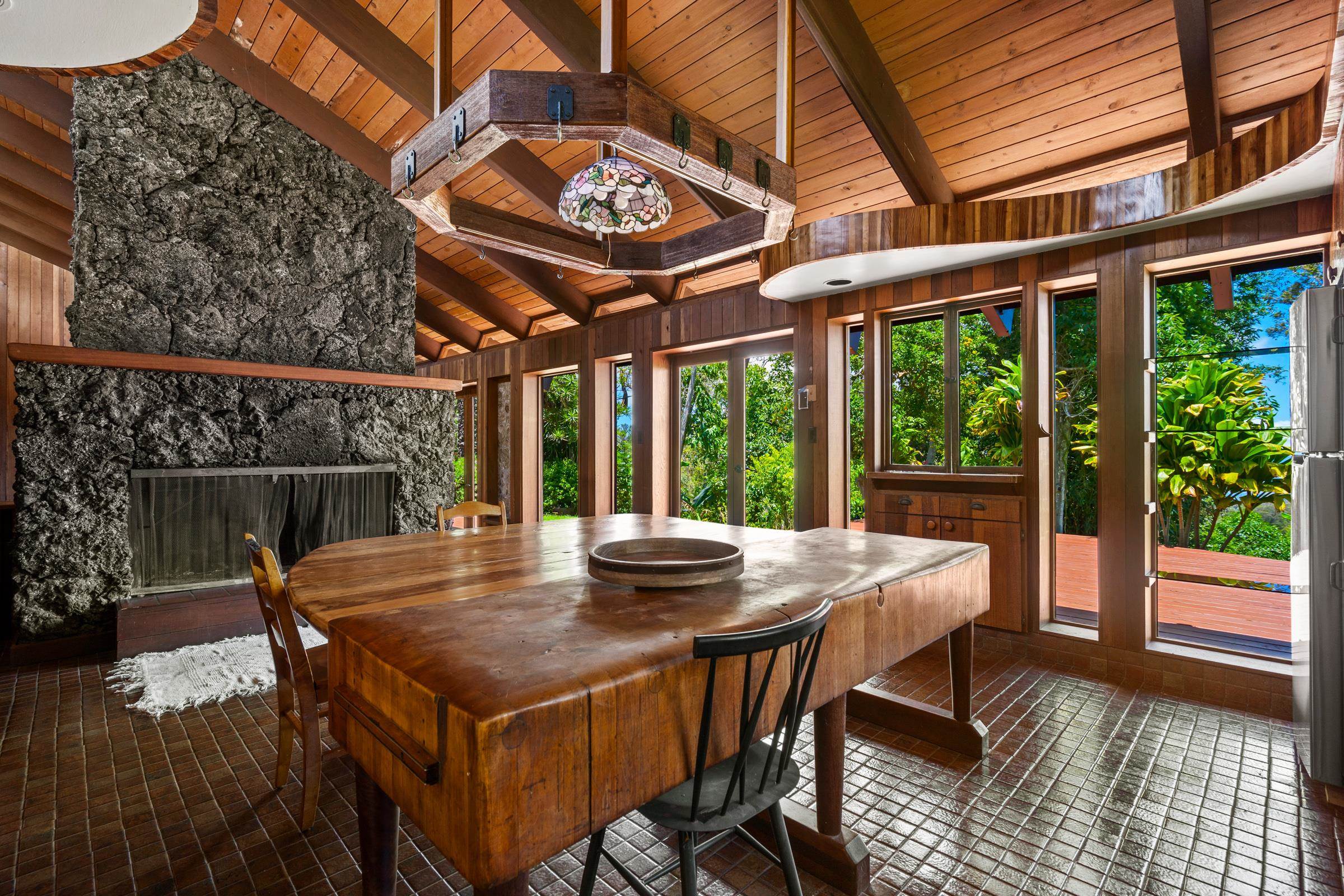 1740  Piiholo Rd , Makawao/Olinda/Haliimaile home - photo 4 of 50