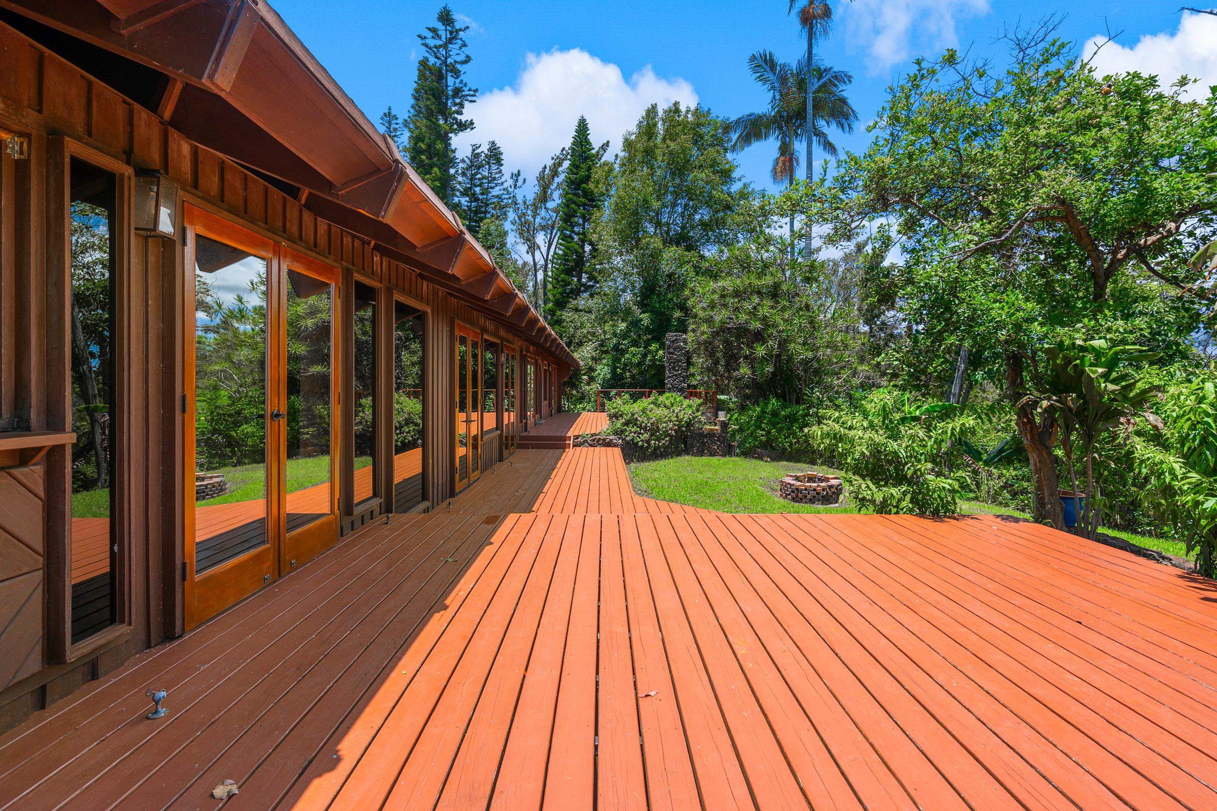 1740  Piiholo Rd , Makawao/Olinda/Haliimaile home - photo 7 of 50