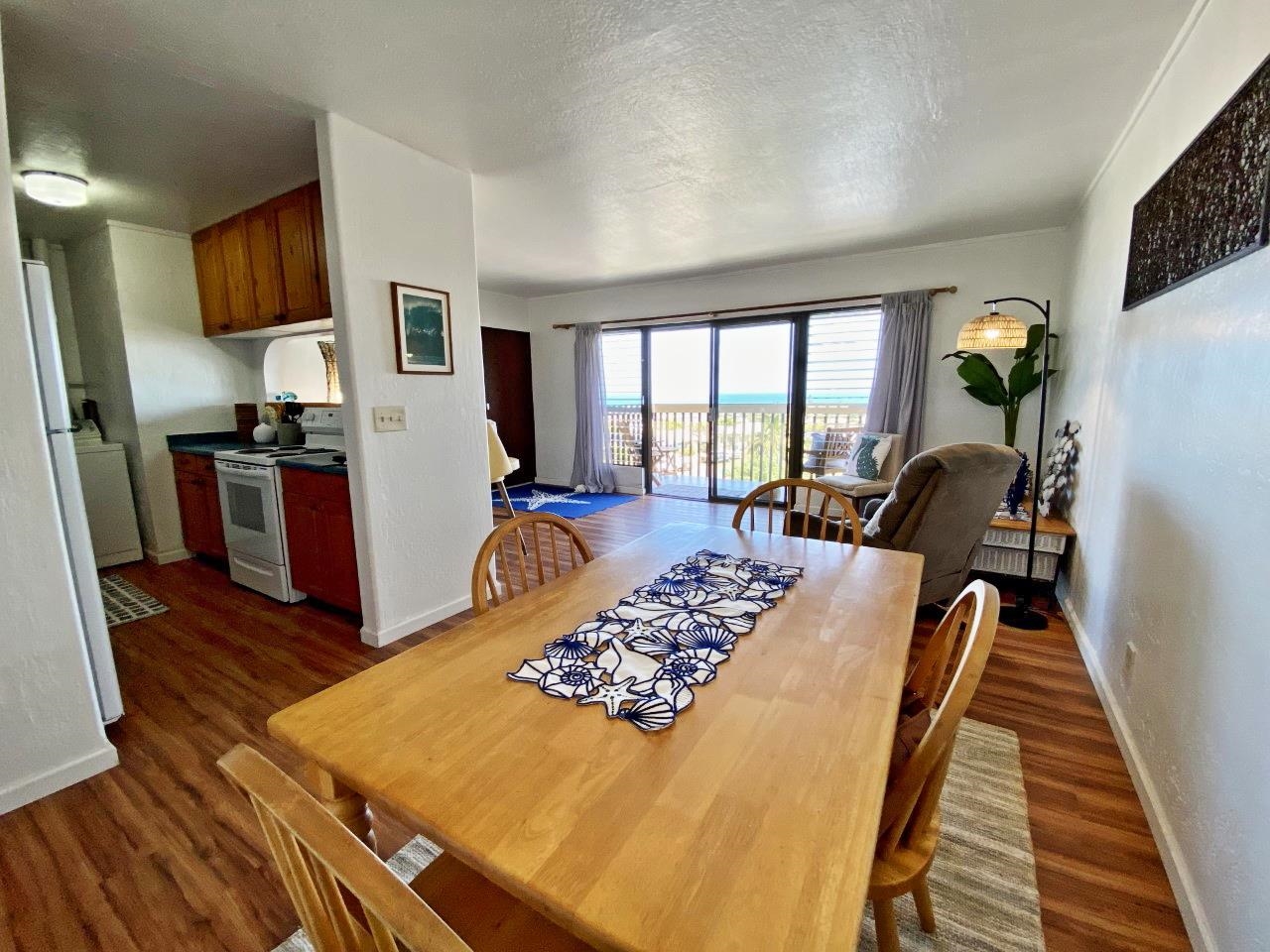Carmel Apts condo # 203, Wailuku, Hawaii - photo 15 of 33