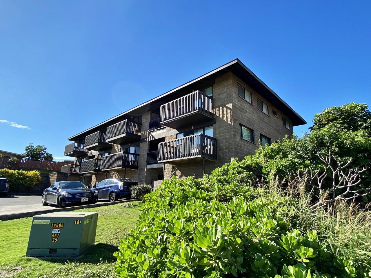 Carmel Apts condo # 203, Wailuku, Hawaii - photo 29 of 33