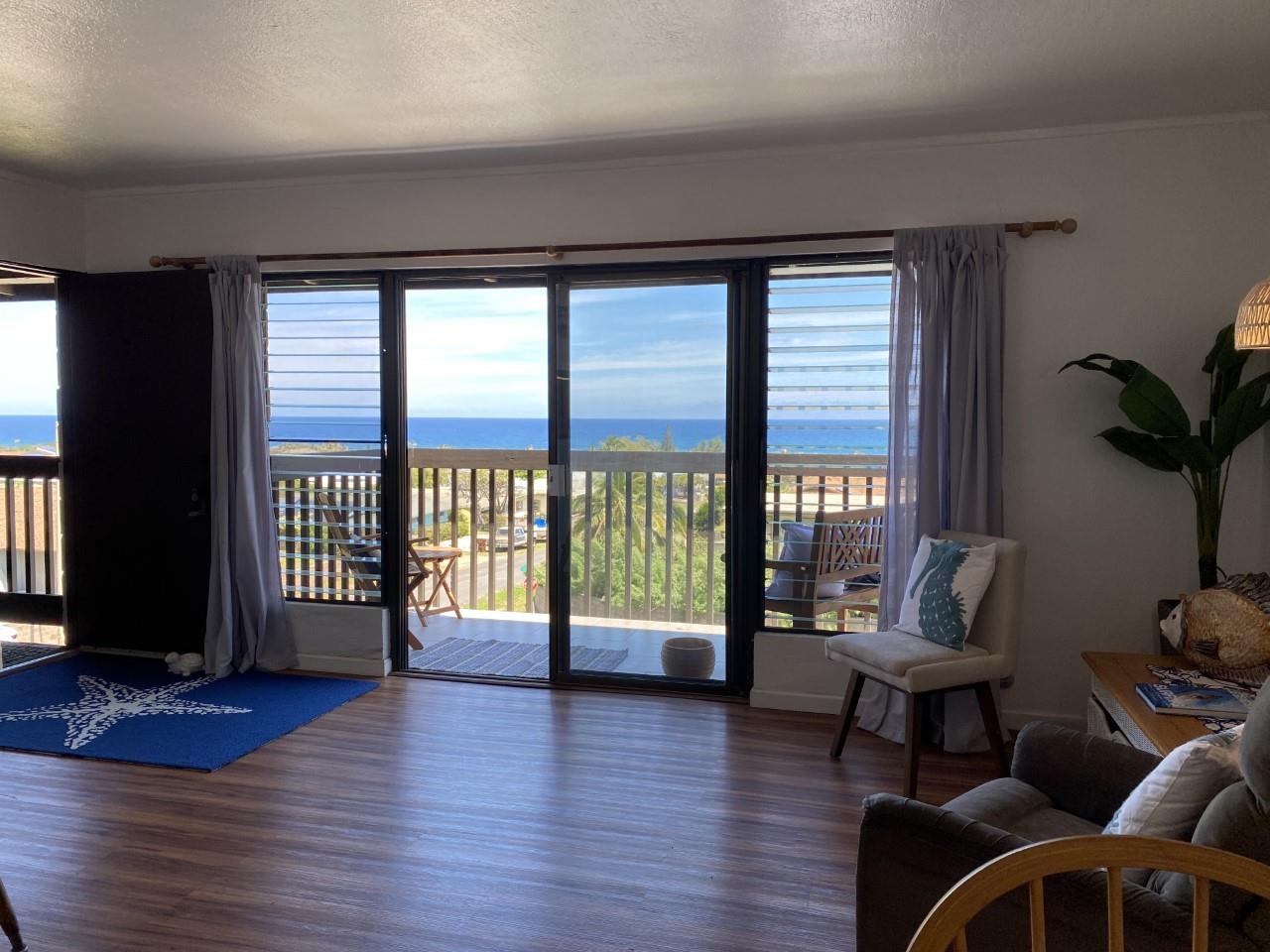 Carmel Apts condo # 203, Wailuku, Hawaii - photo 30 of 33