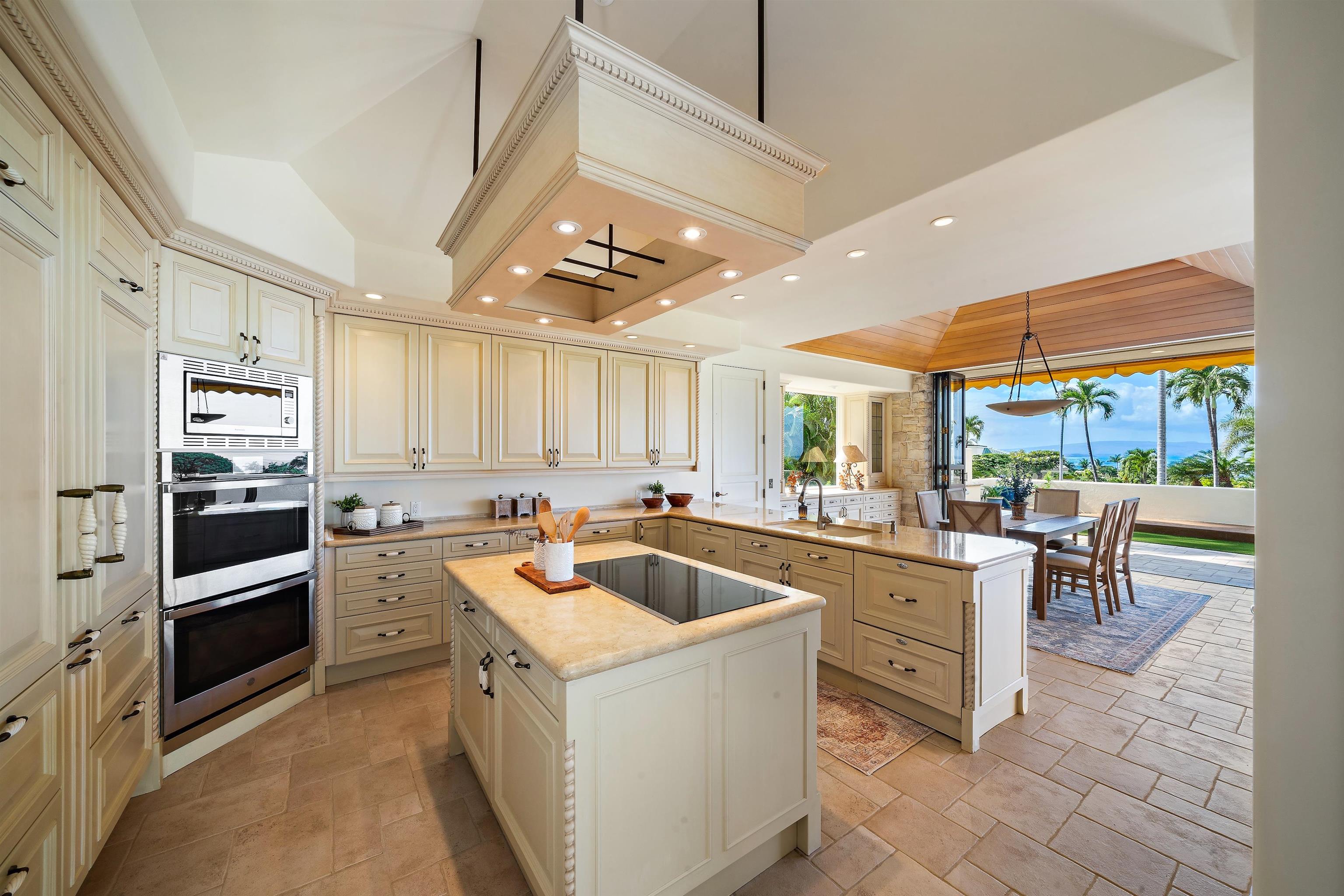 175  Ikea Moku Pl Wailea, Wailea/Makena home - photo 12 of 50