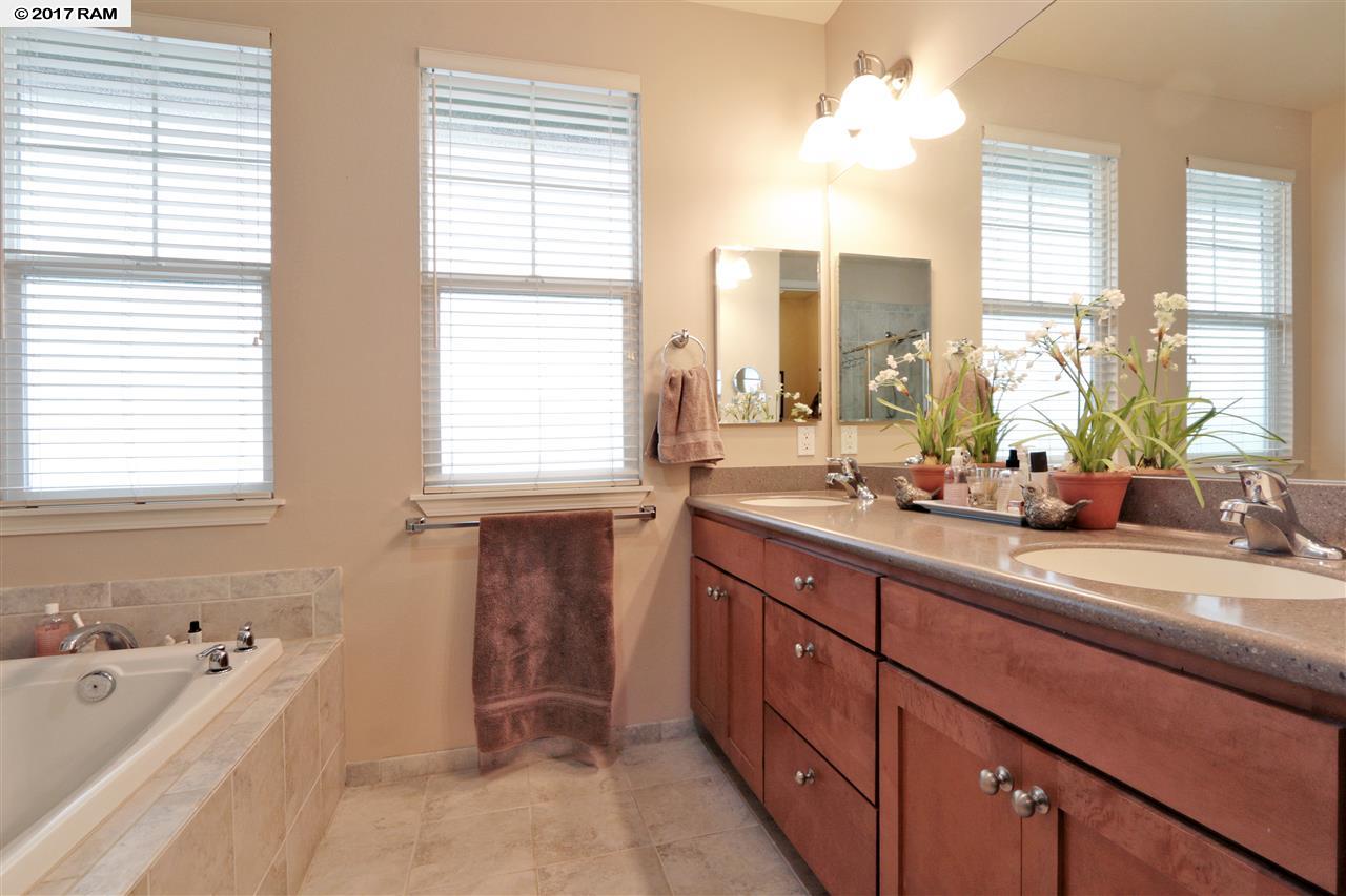 175  Kinohi Loa Loop , Wailuku home - photo 22 of 30