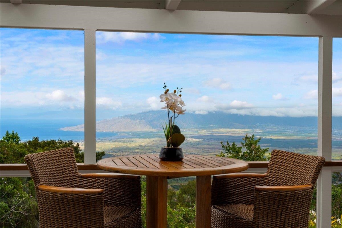 17526  Haleakala Hwy Crater Road, Kula/Ulupalakua/Kanaio home - photo 11 of 50