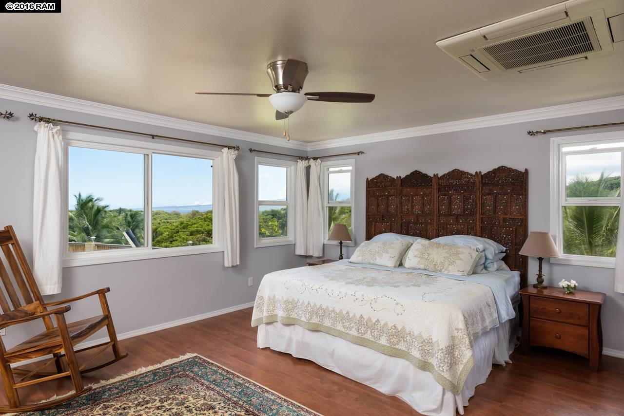 176 River Rd , Wailuku house for sale River Road Wailuku