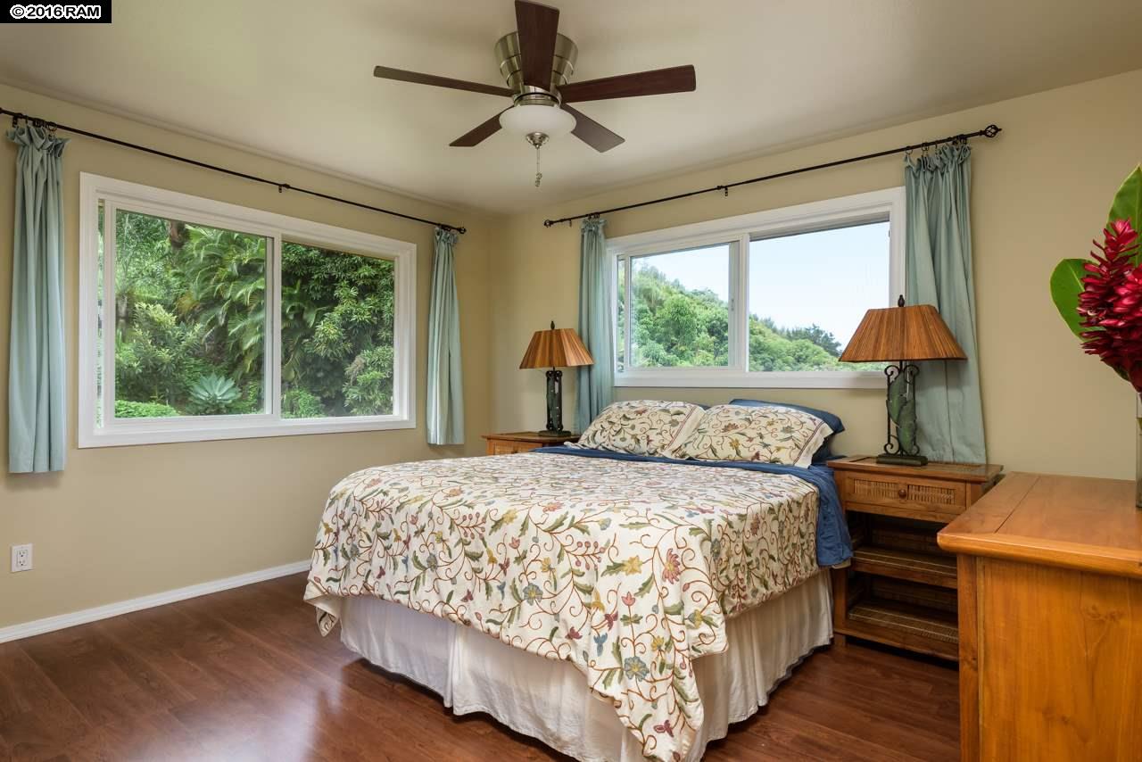 176 River Rd , Wailuku house for sale River Road Wailuku