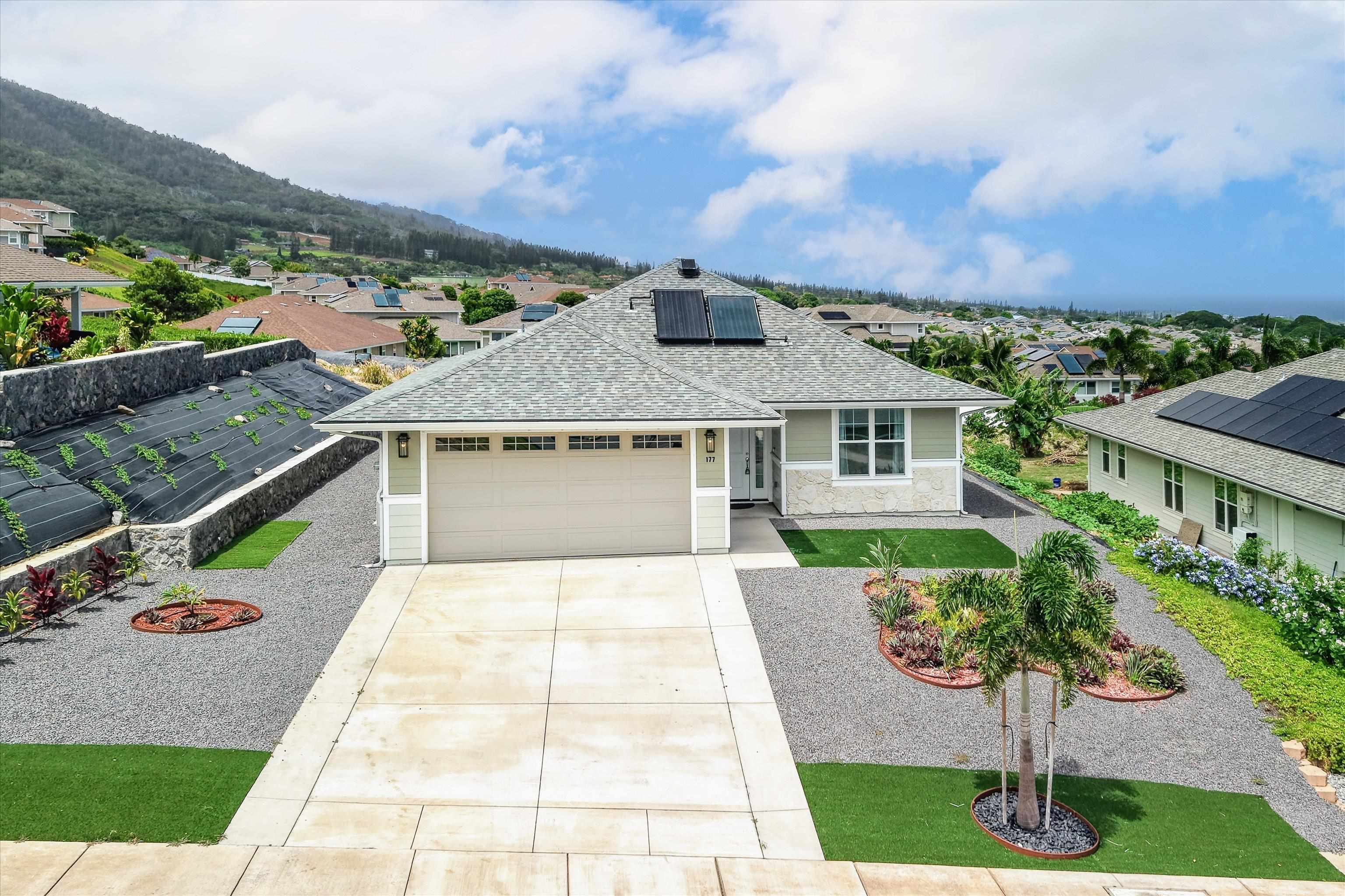 177  Pua Kalaunu Loop , Wailuku home - photo 32 of 38