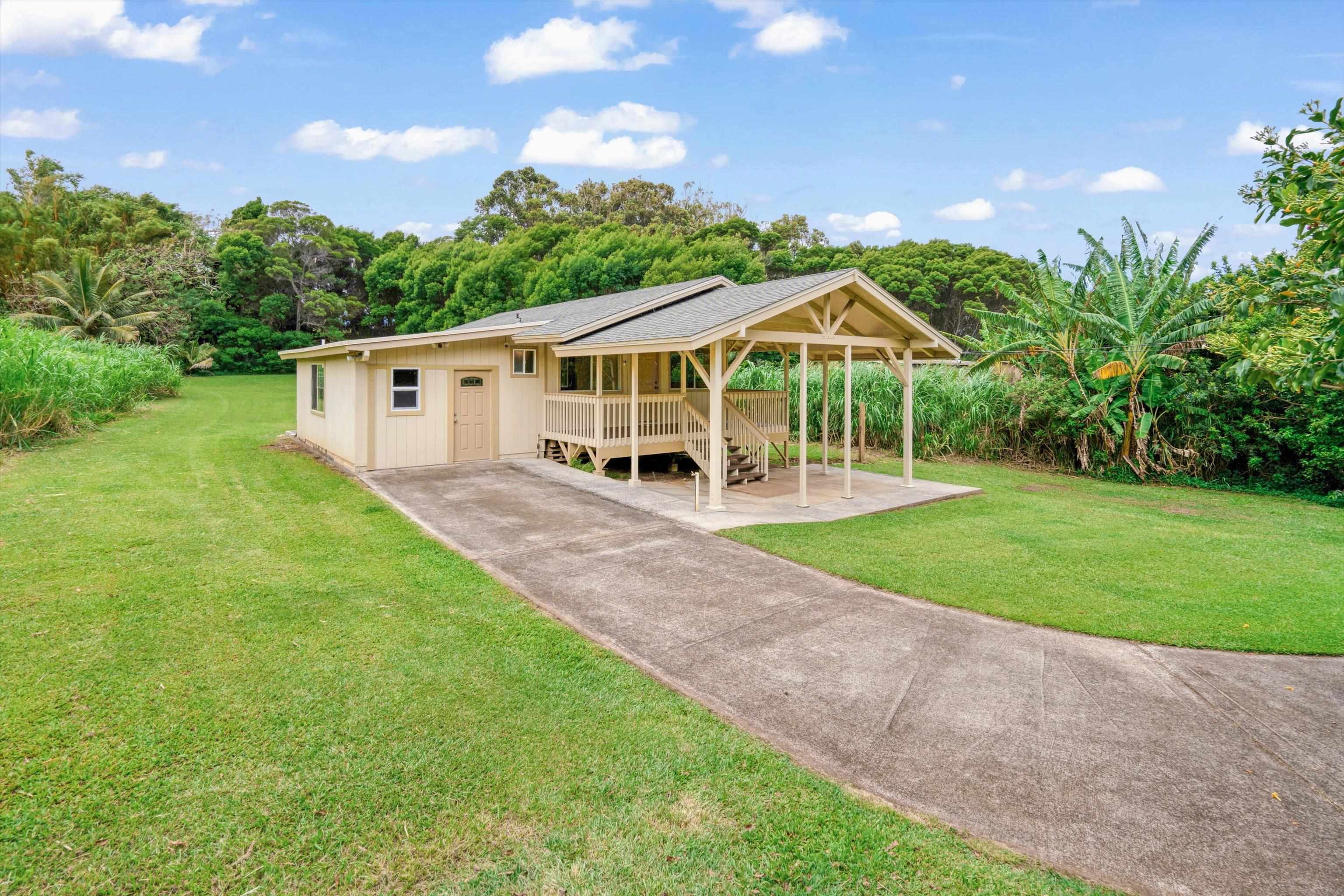 1784  Kuiaha Rd Kuiaha- Pauwela, Haiku home - photo 25 of 27