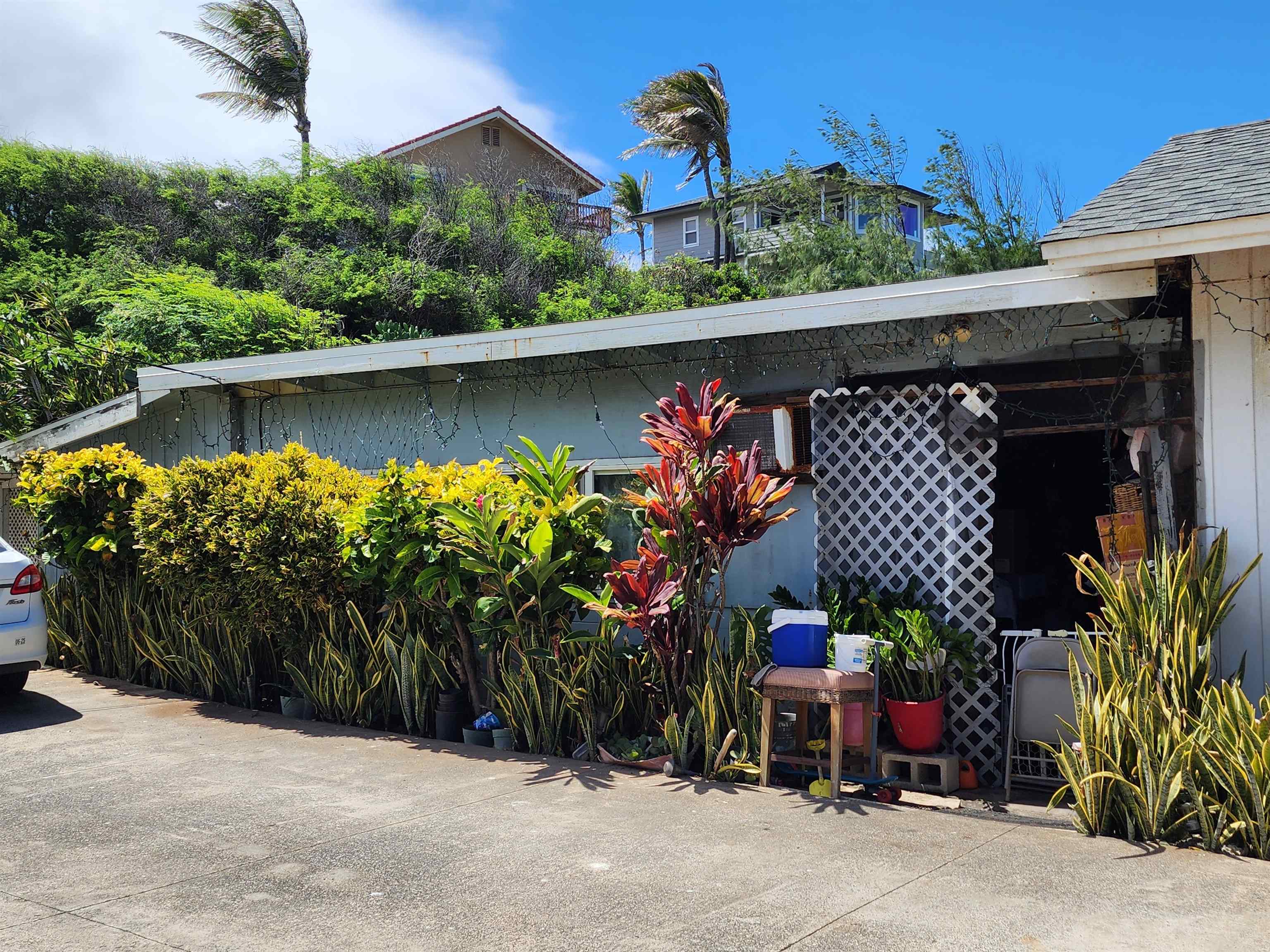 179  Lower Waiehu Beach Rd , Wailuku home - photo 3 of 5