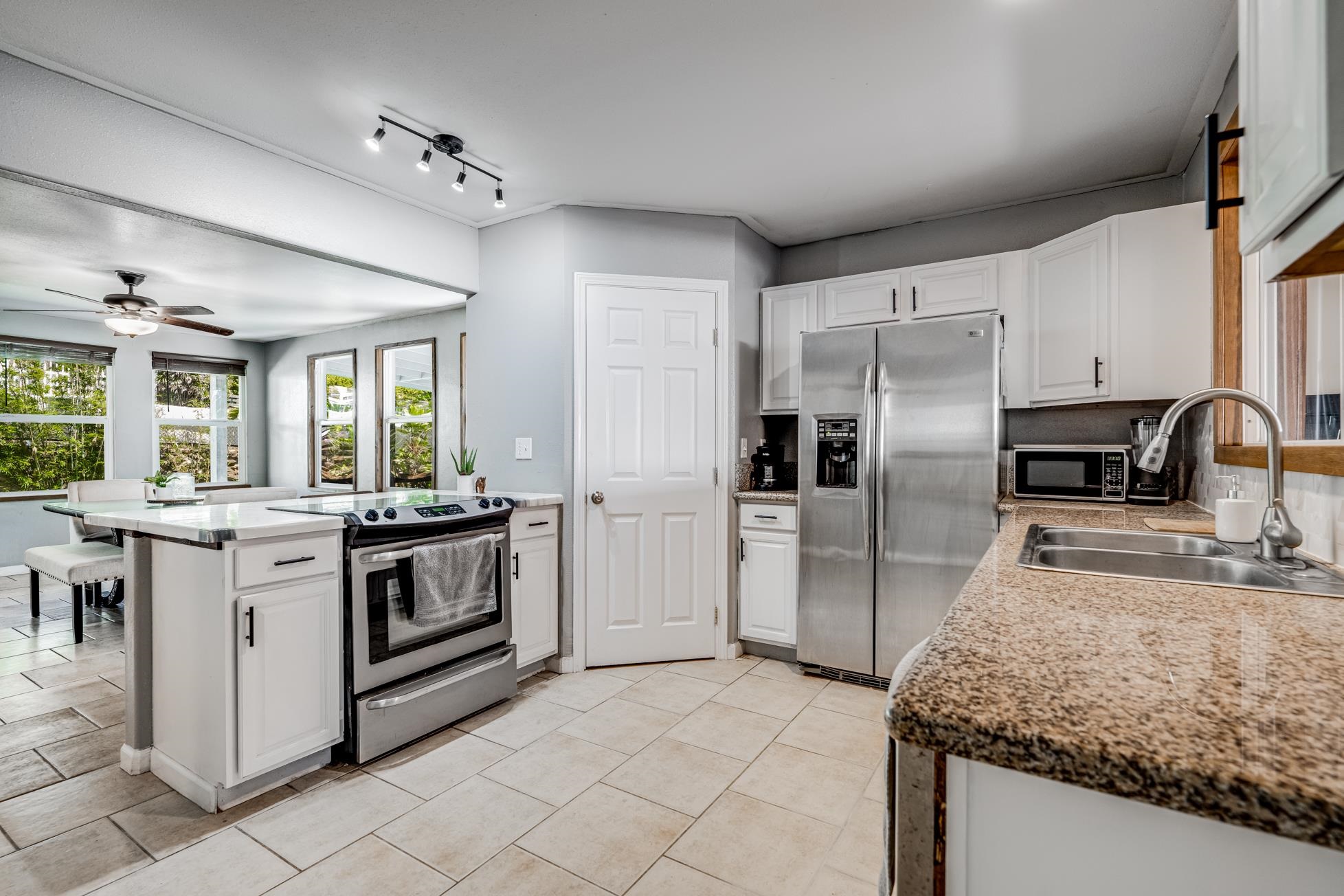 1791  Piihana Rd Happy Valley, Wailuku home - photo 17 of 47