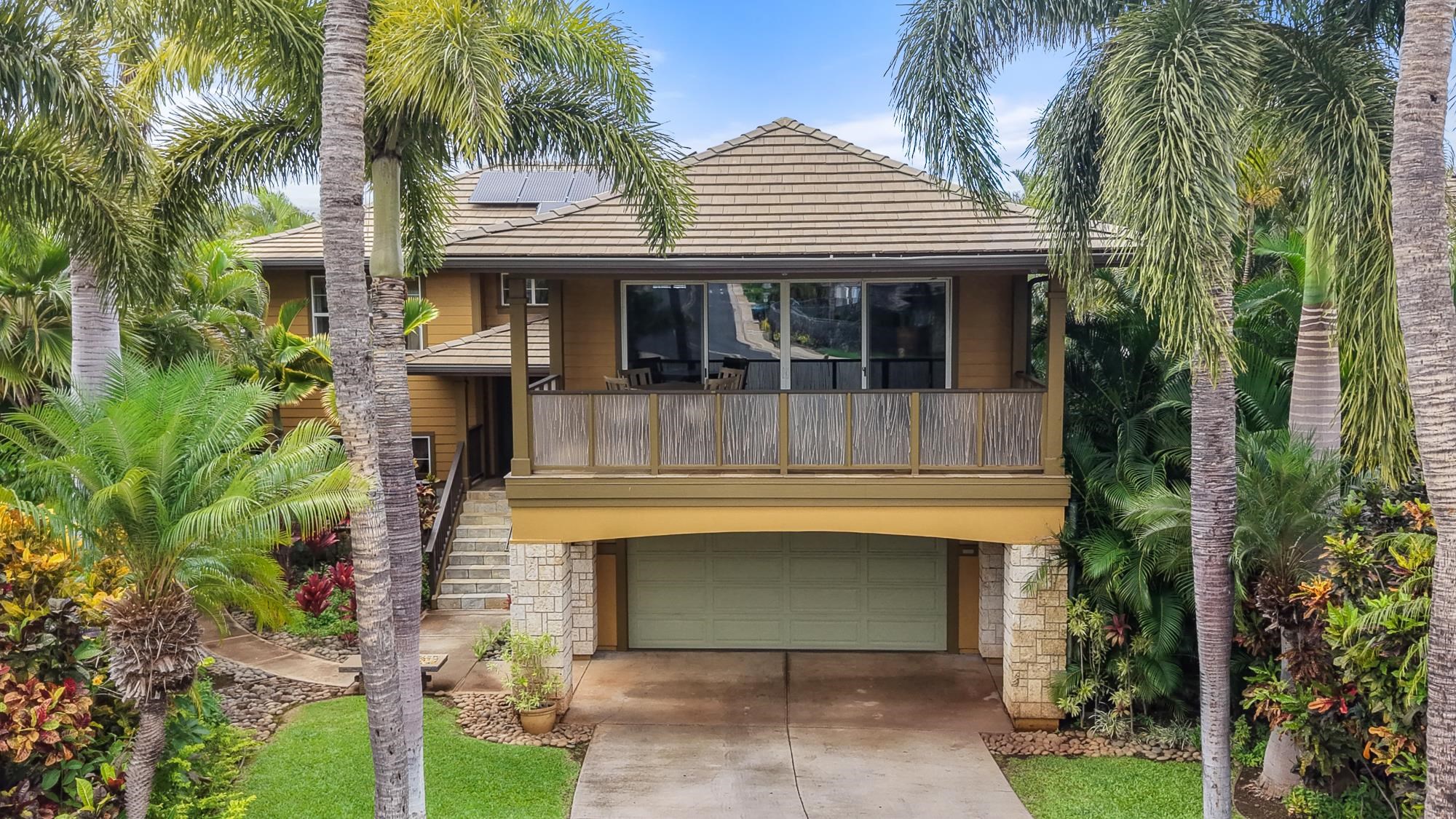 18  Hoohale St , Kihei home - photo 7 of 50