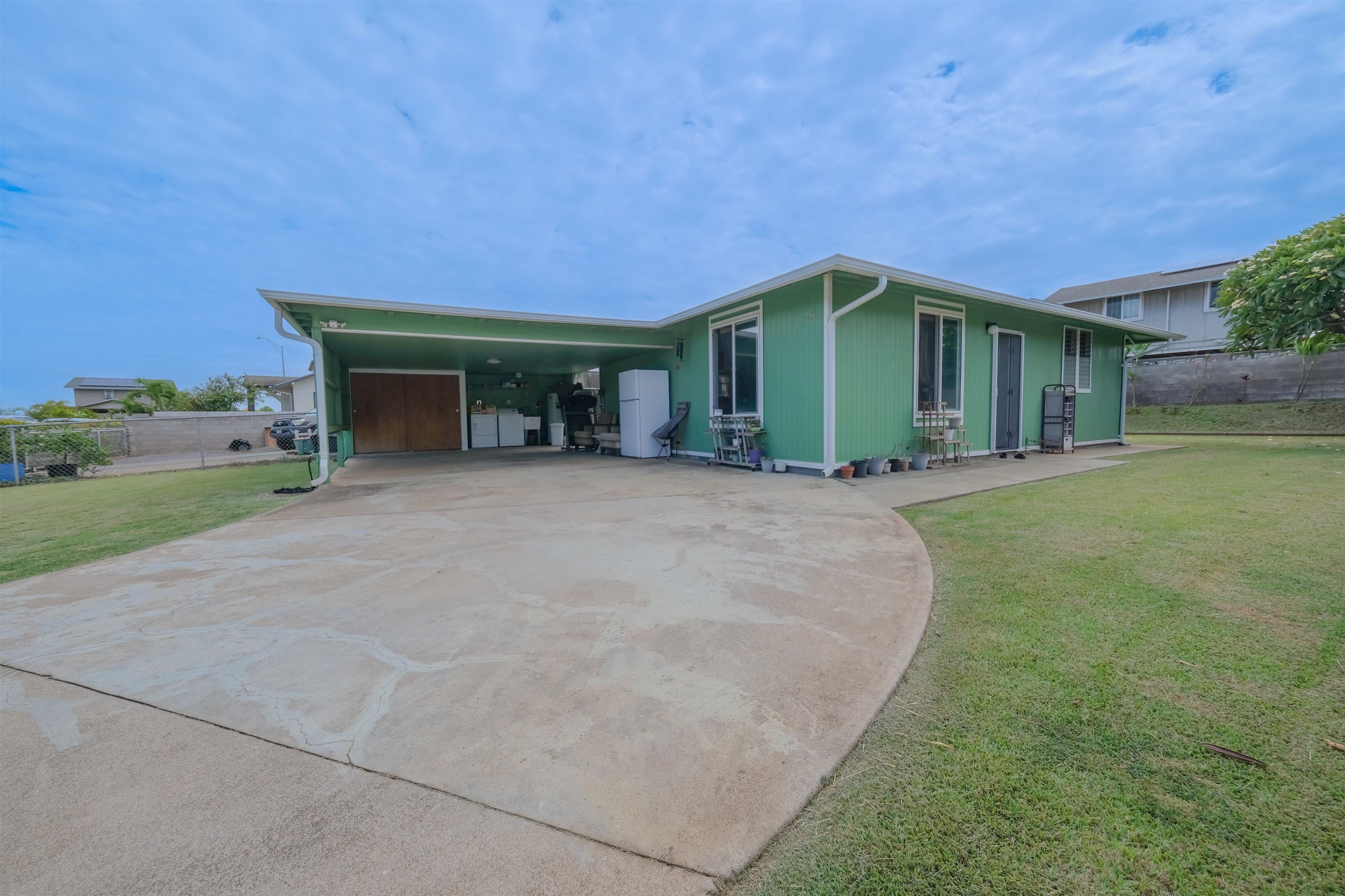 18  Hoomoku Loop , Kahului home - photo 2 of 18