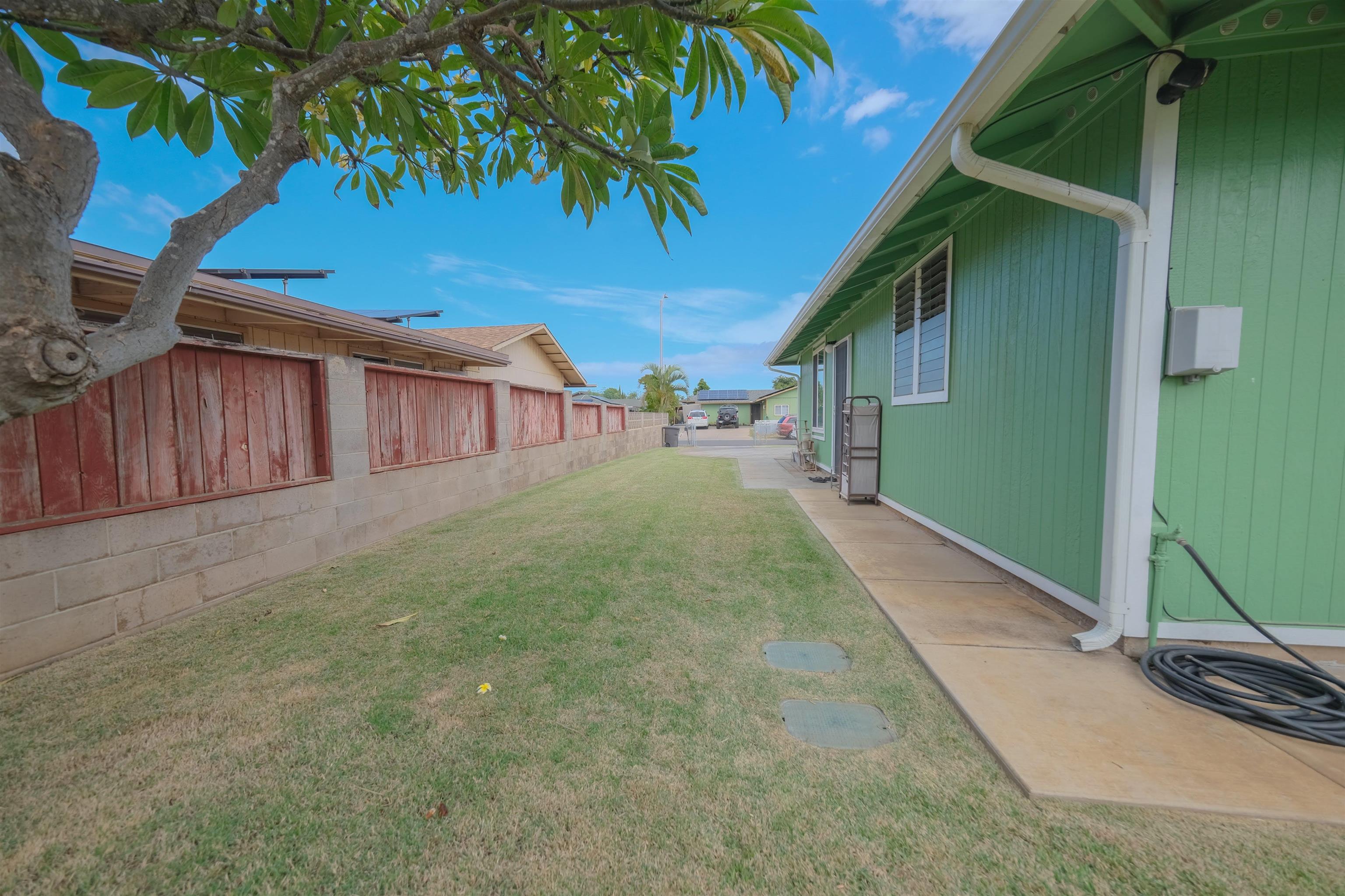 18  Hoomoku Loop , Kahului home - photo 4 of 18