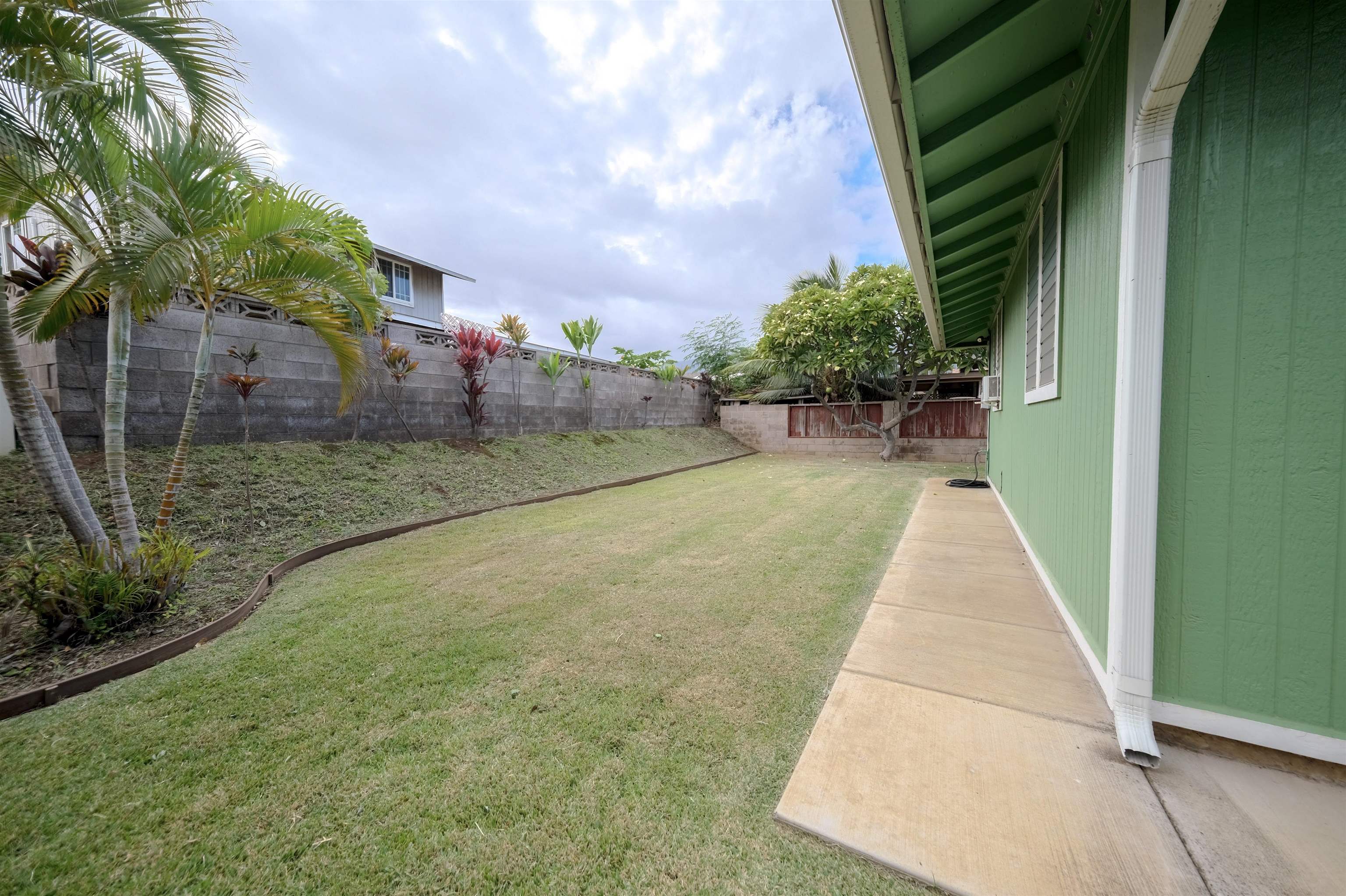 18  Hoomoku Loop , Kahului home - photo 7 of 18