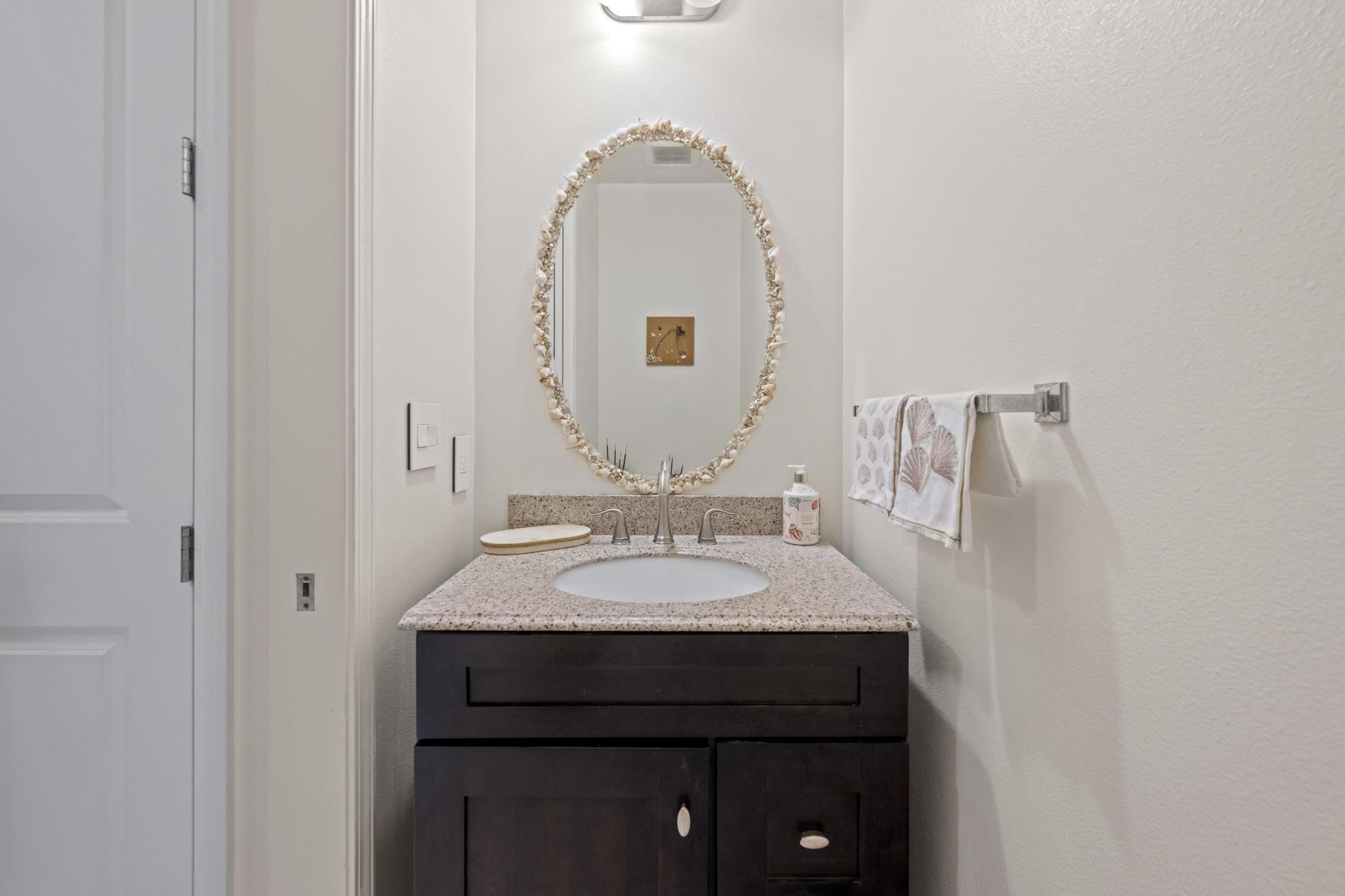 18  Olina St , Kahului home - photo 33 of 39