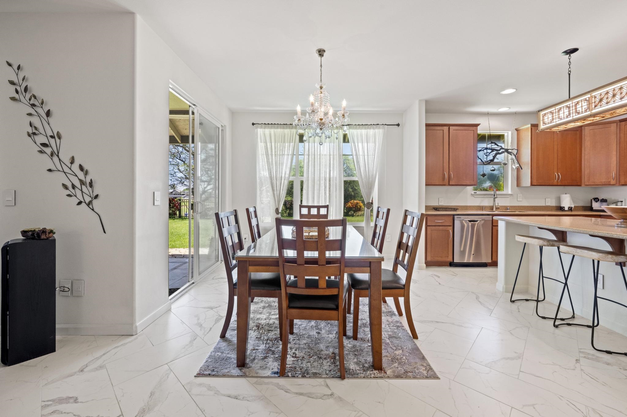 18  Olina St , Kahului home - photo 6 of 39