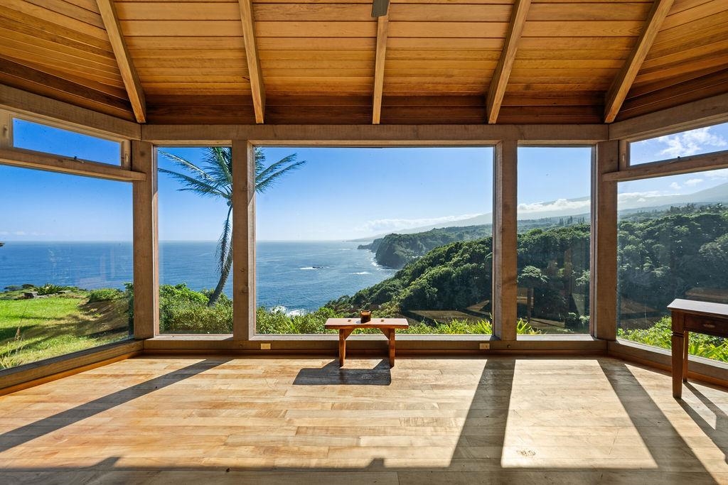 180  Door Of Faith Rd , Haiku home - photo 21 of 50