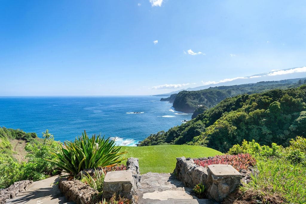 180  Door Of Faith Rd , Haiku home - photo 39 of 50