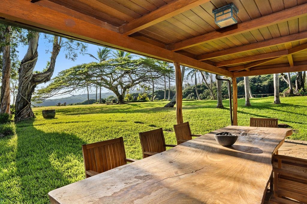 180  Door Of Faith Rd , Haiku home - photo 8 of 50