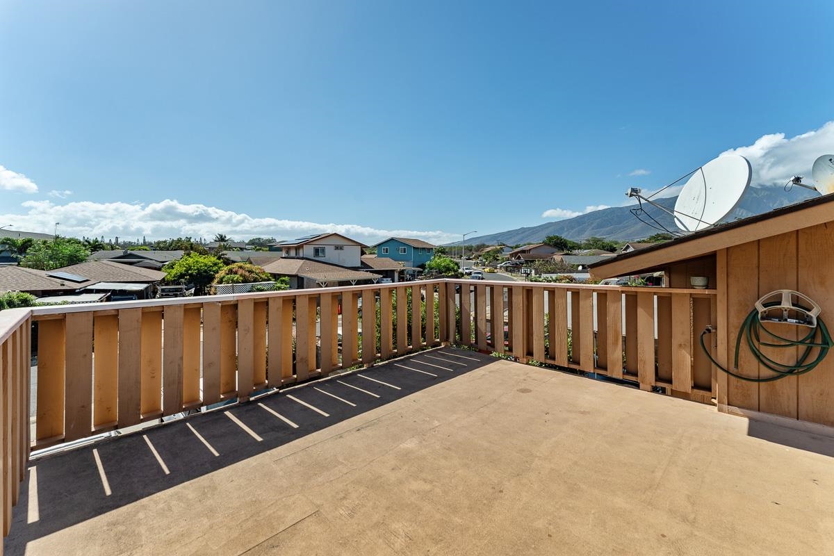 180  Hoomoku St , Kahului home - photo 32 of 39