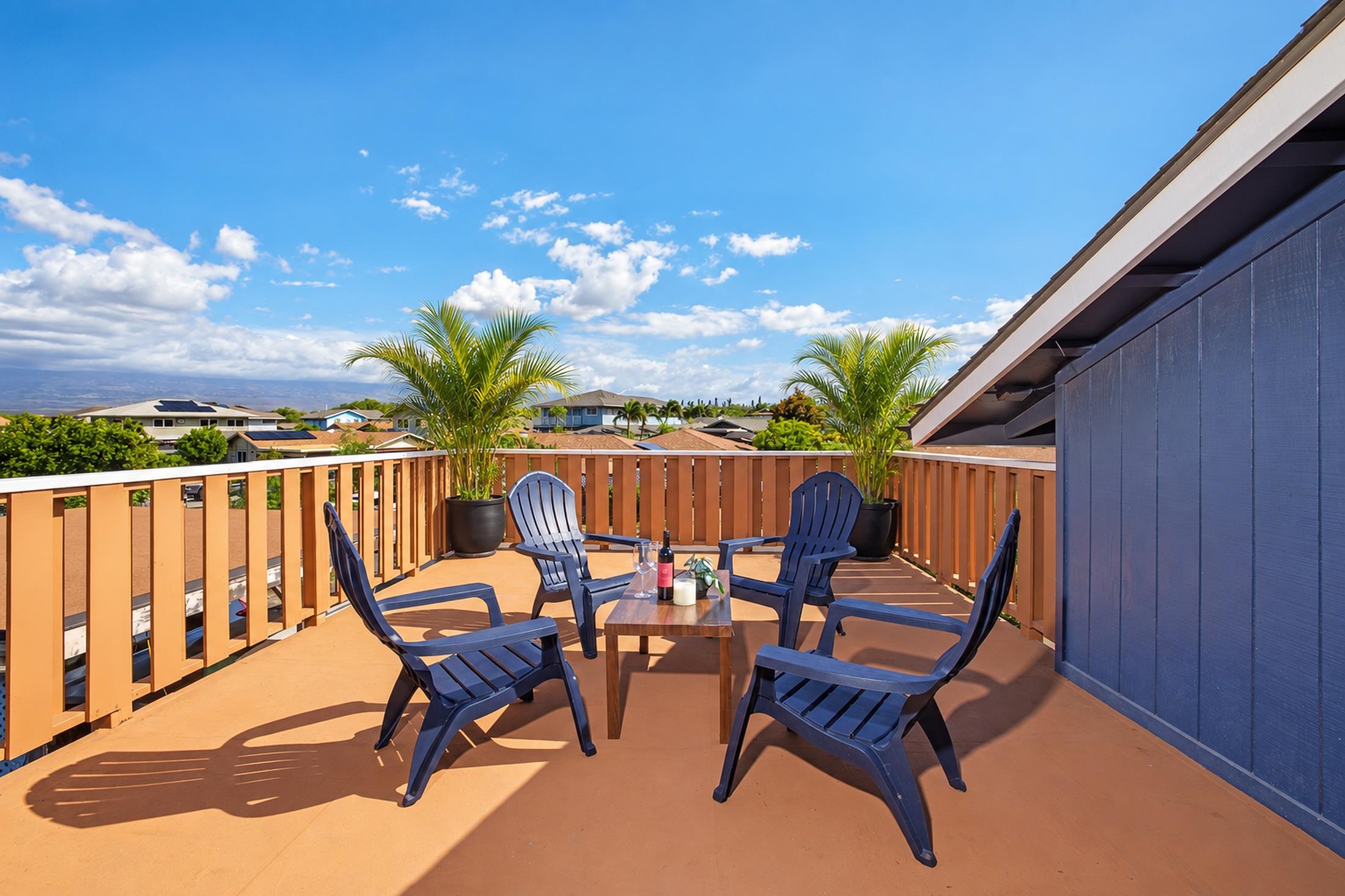 180  Hoomoku St , Kahului home - photo 2 of 27