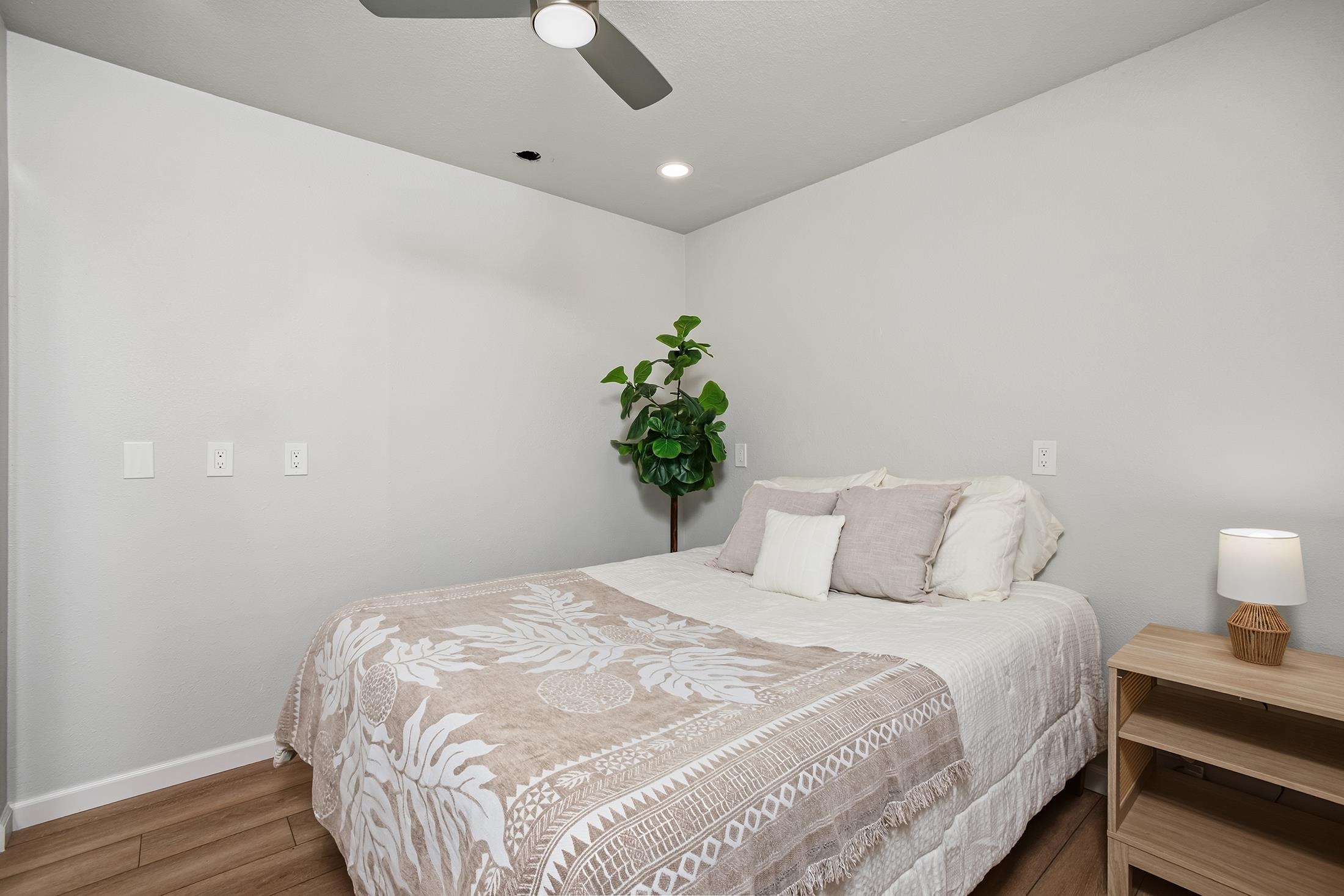 180  Hoomoku St , Kahului home - photo 12 of 27