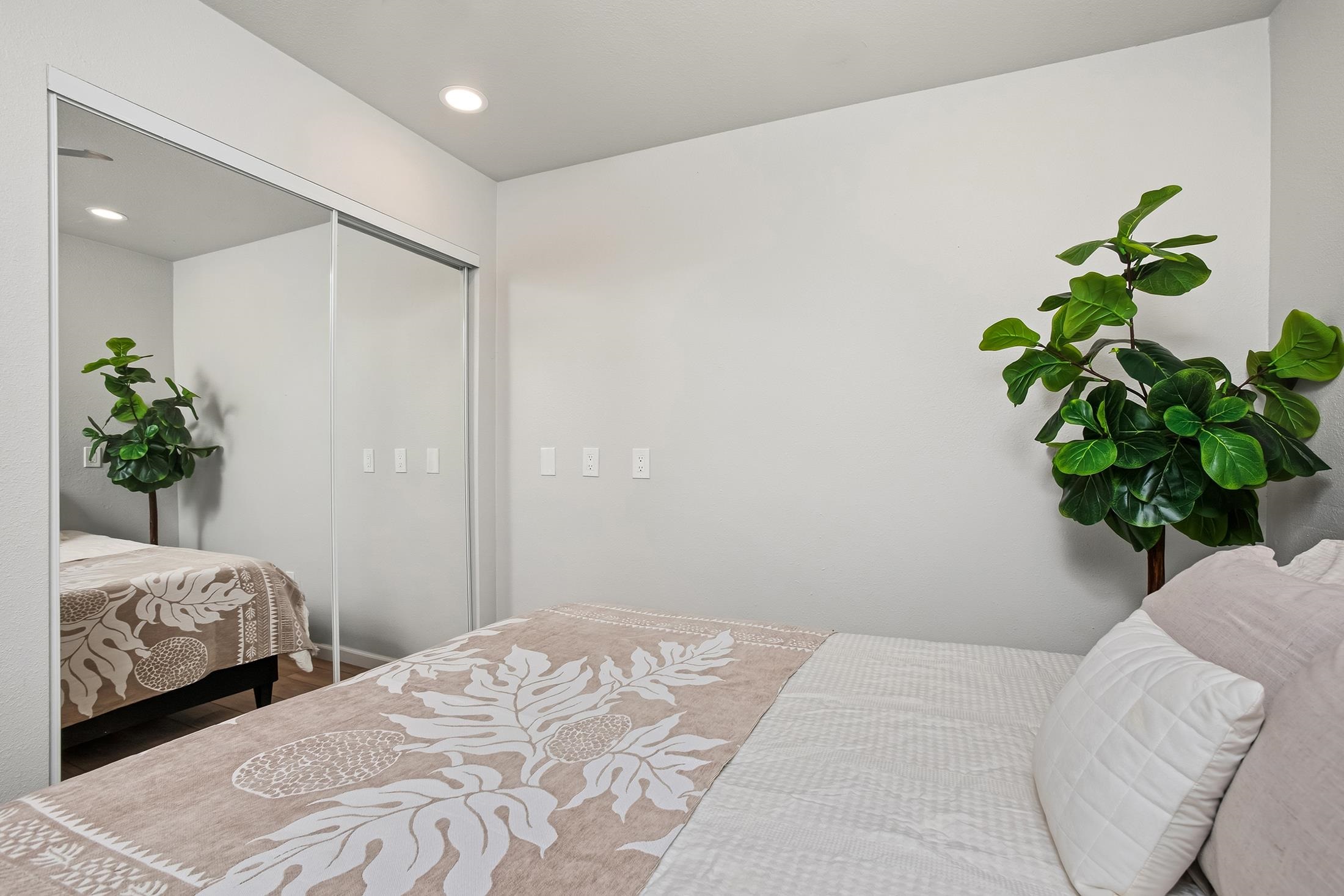 180  Hoomoku St , Kahului home - photo 13 of 27