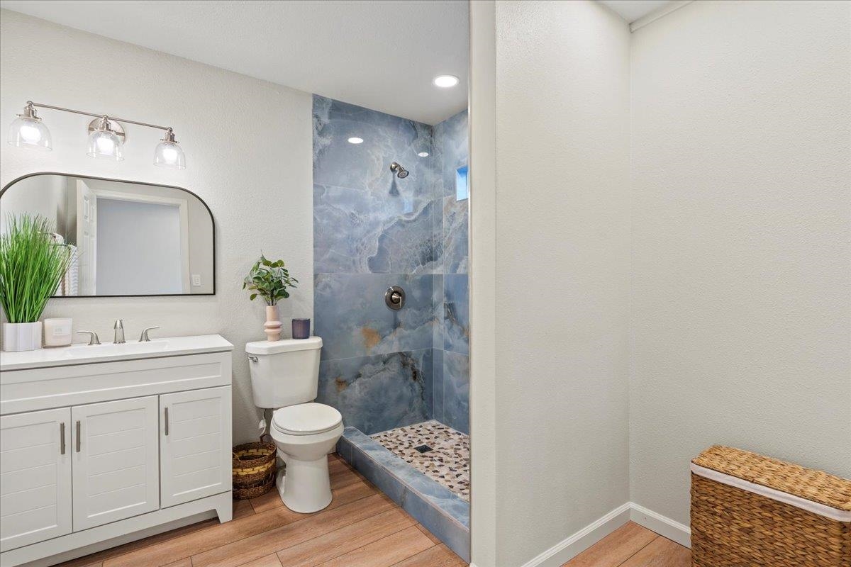 180  Hoomoku St , Kahului home - photo 18 of 26