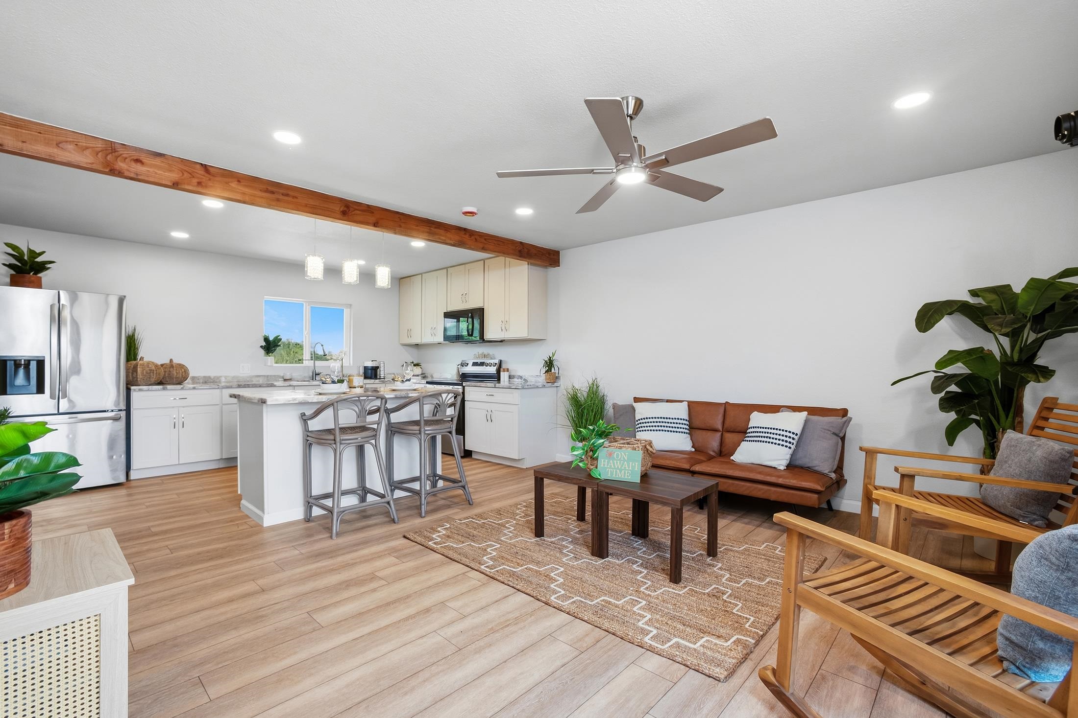 180  Hoomoku St , Kahului home - photo 6 of 27