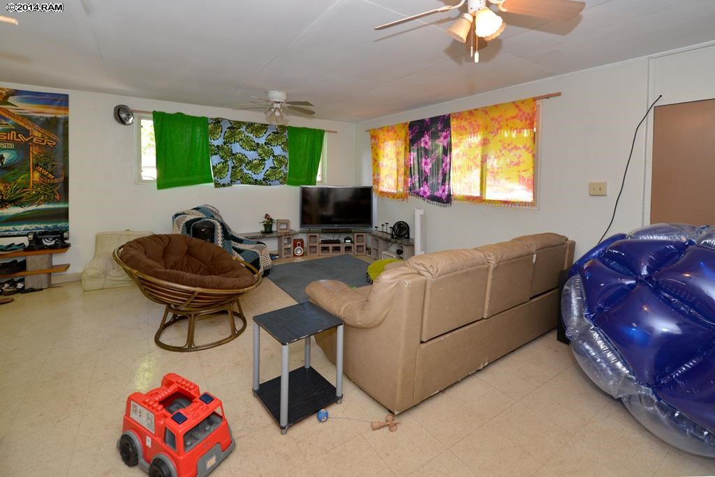 1807  Halama St Halama Street, Kihei home - photo 19 of 29