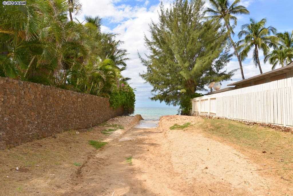 1807  Halama St Halama Street, Kihei home - photo 4 of 29