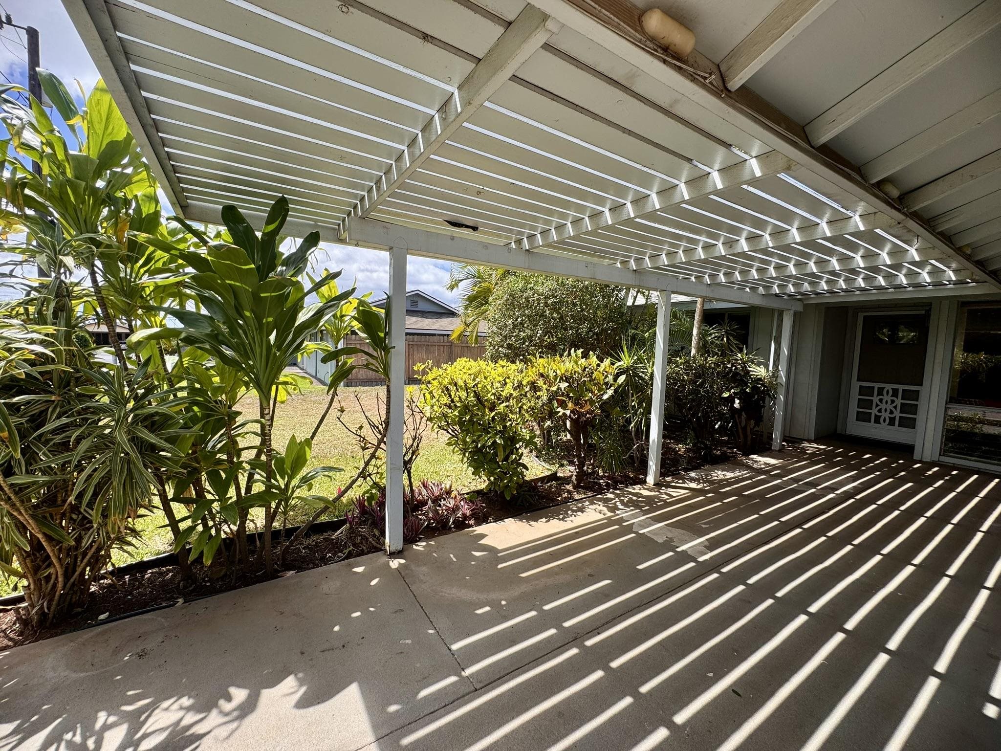 1808  Malama St South Maui, Kihei home - photo 3 of 44